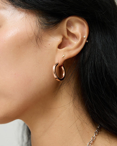 volume click hoop earring – statement hoop that still feels effortless | HANNA543