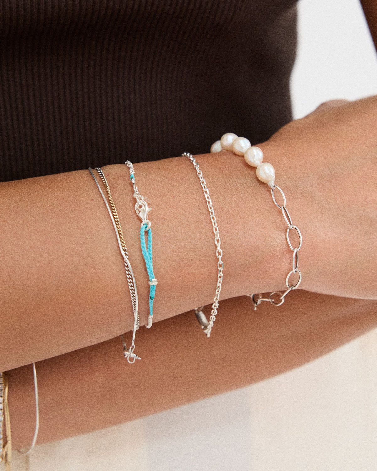 classic link chain bracelet in silver – photo 6 | HANNA543