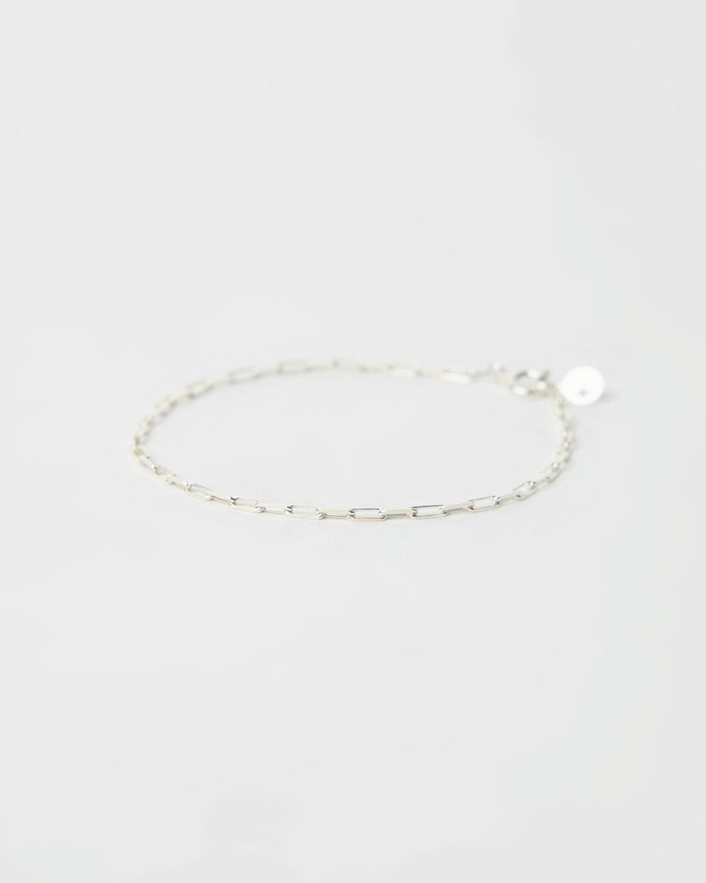 B433 - the modish link *in stock