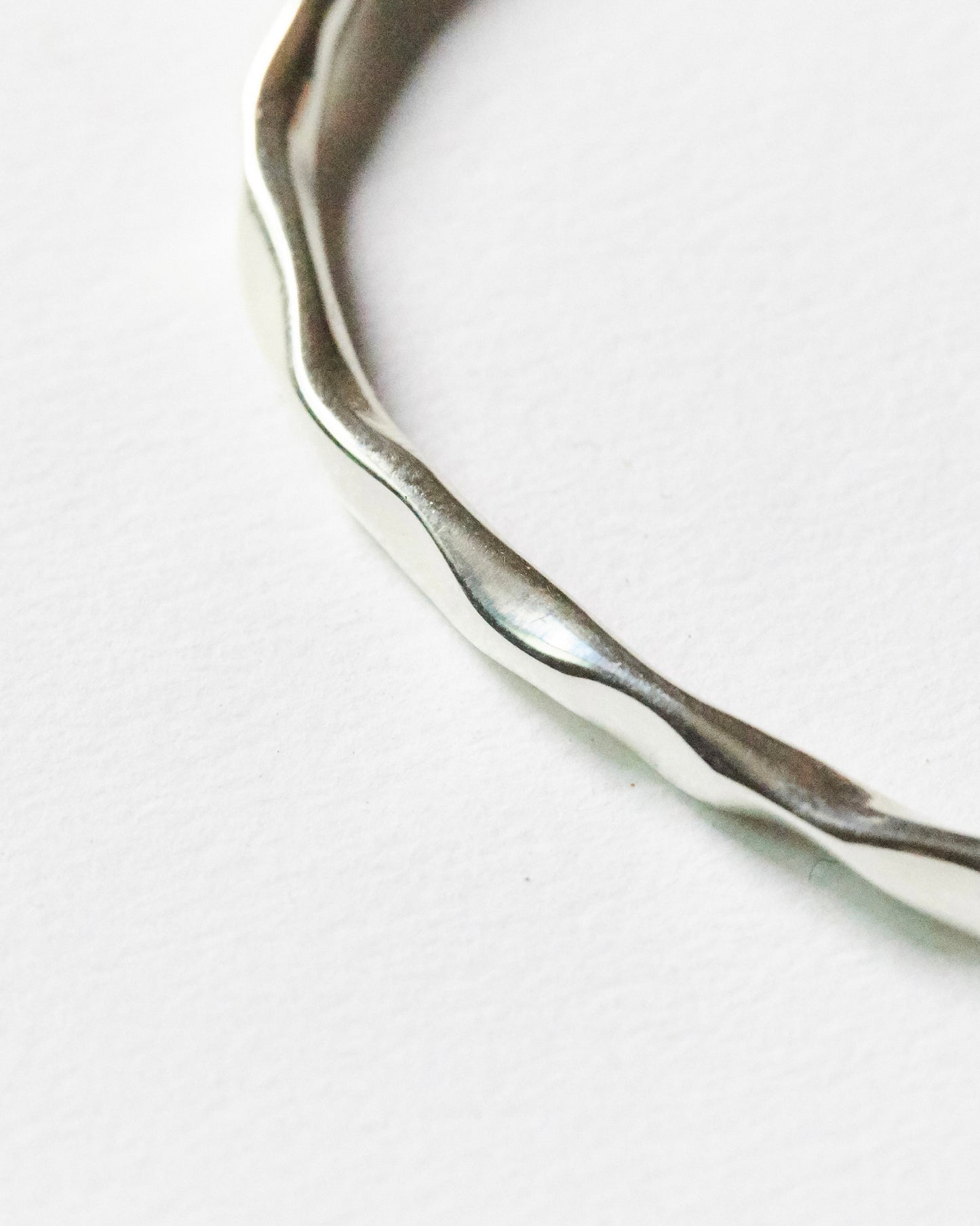 B445 - wavy days bangle *in stock