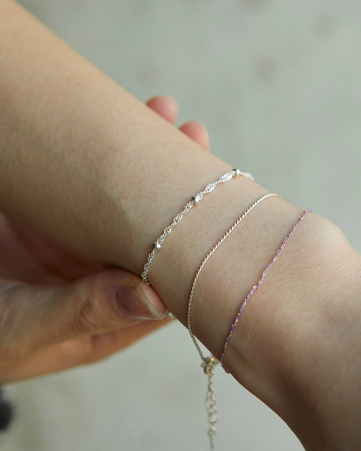 B488 - breeze twist with bead *in stock