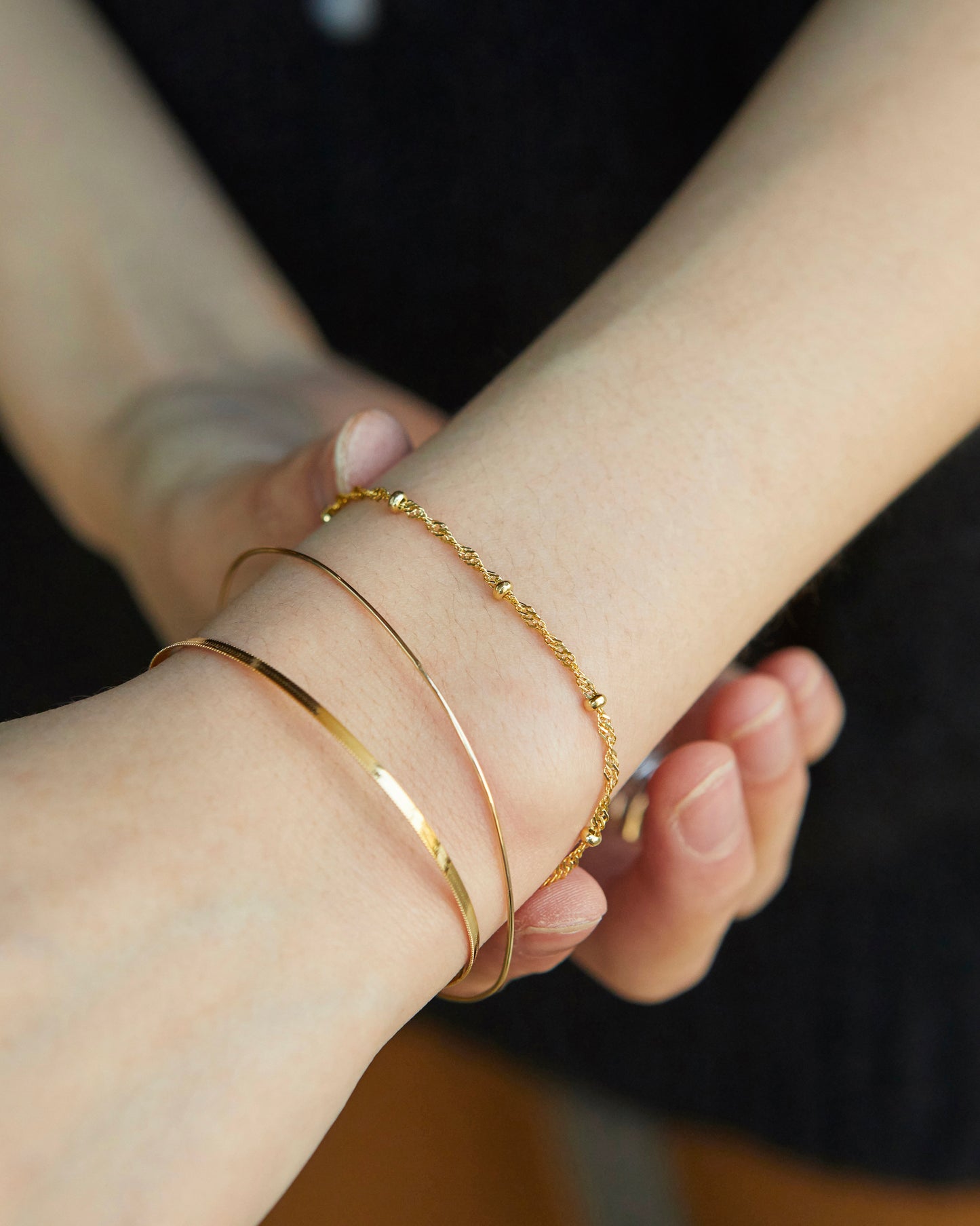 B488 - breeze twist with bead *in stock