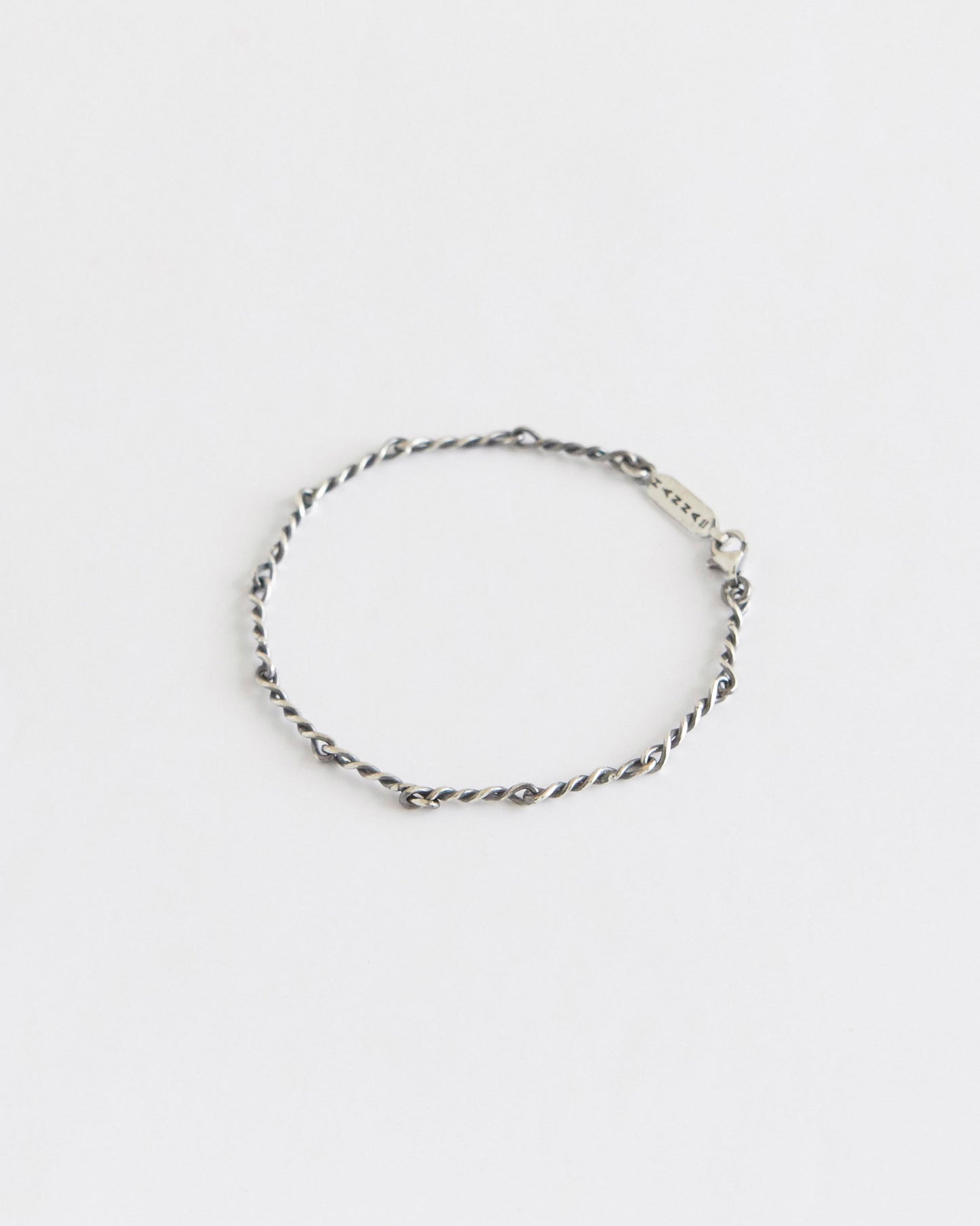 B492 - twisted sterling chain
