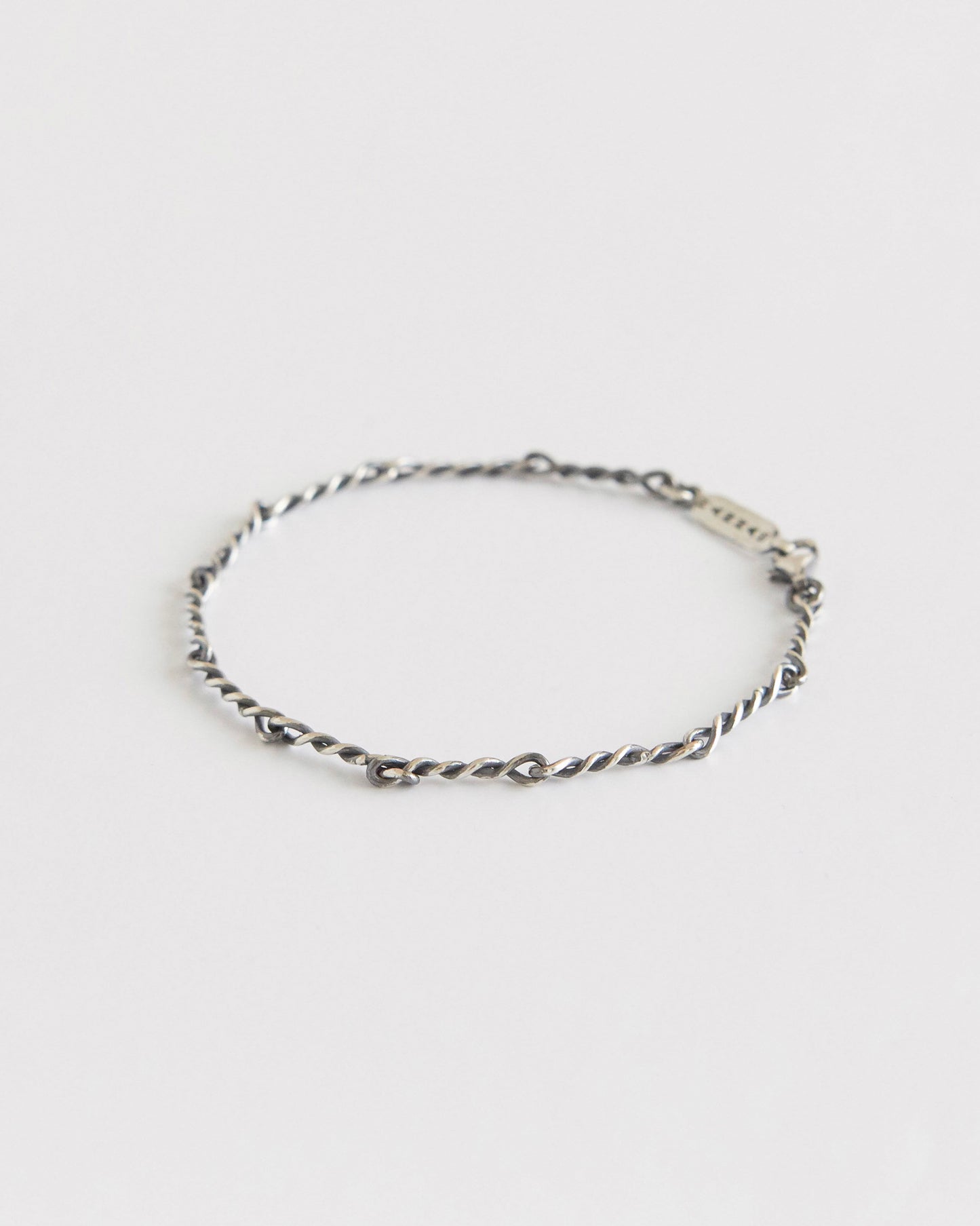 B492 - twisted sterling chain