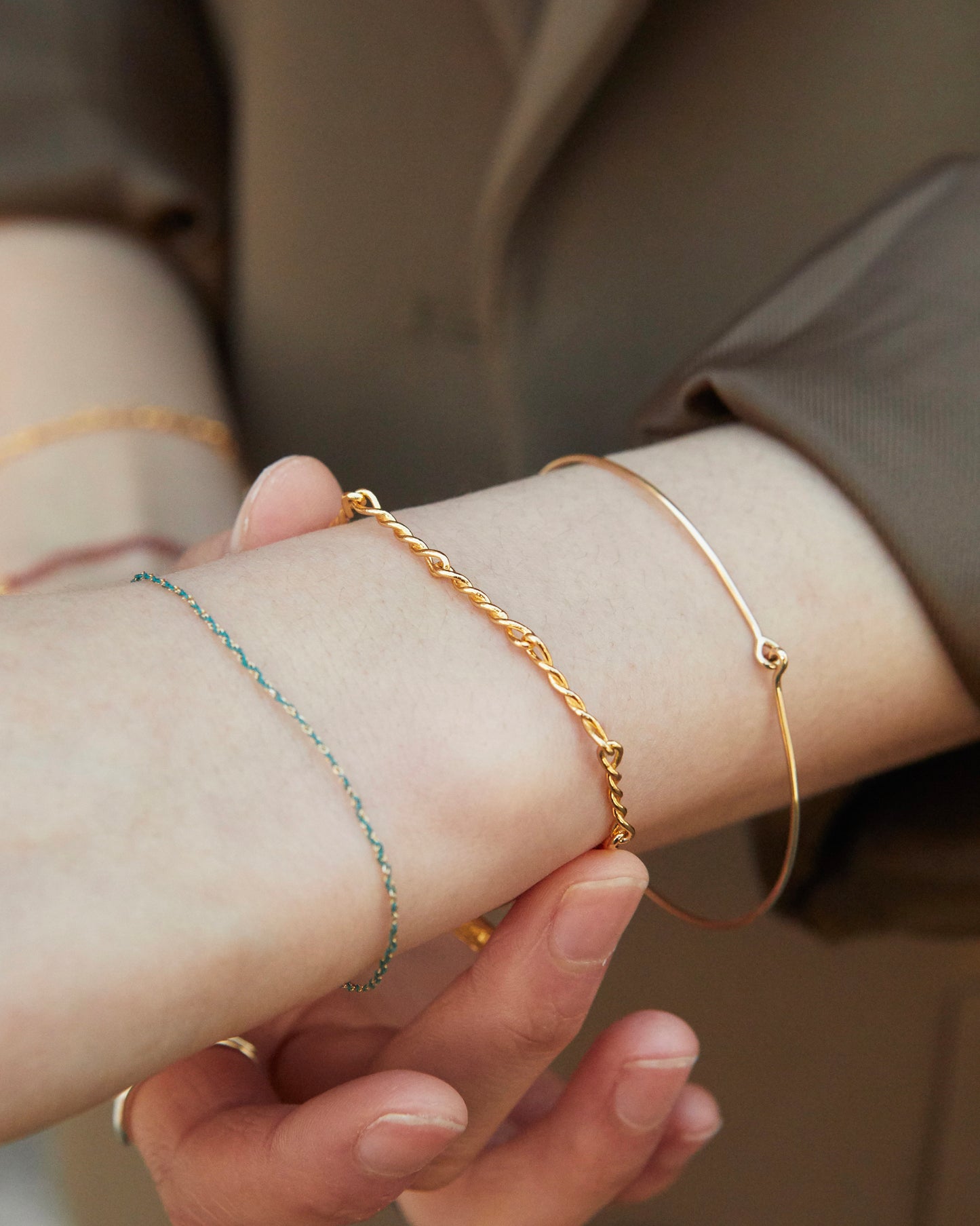 B492 - twisted sterling chain