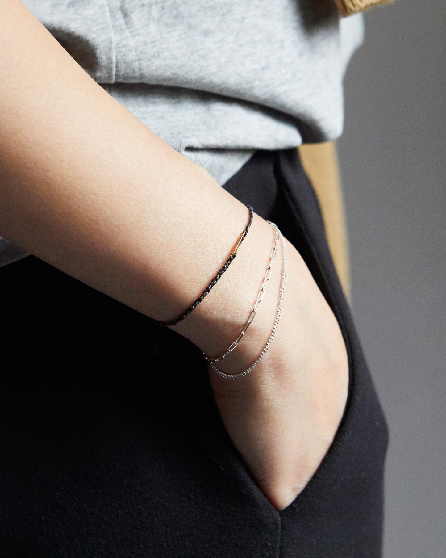 B566 - silver sync *in stock