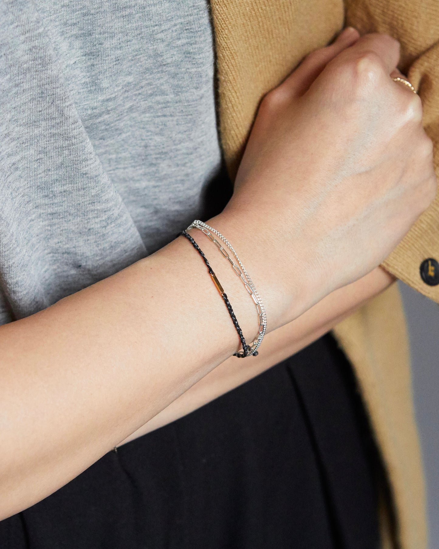 B566 - silver sync *in stock