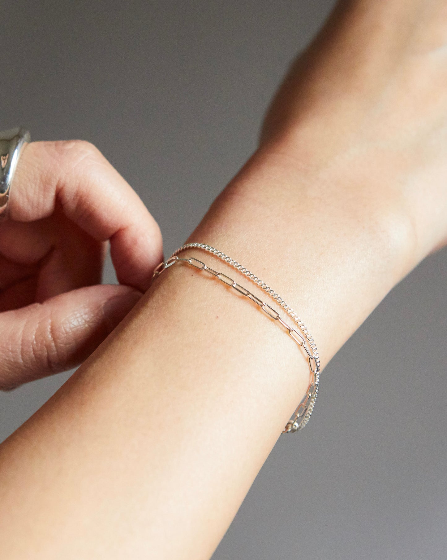 B566 - silver sync *in stock