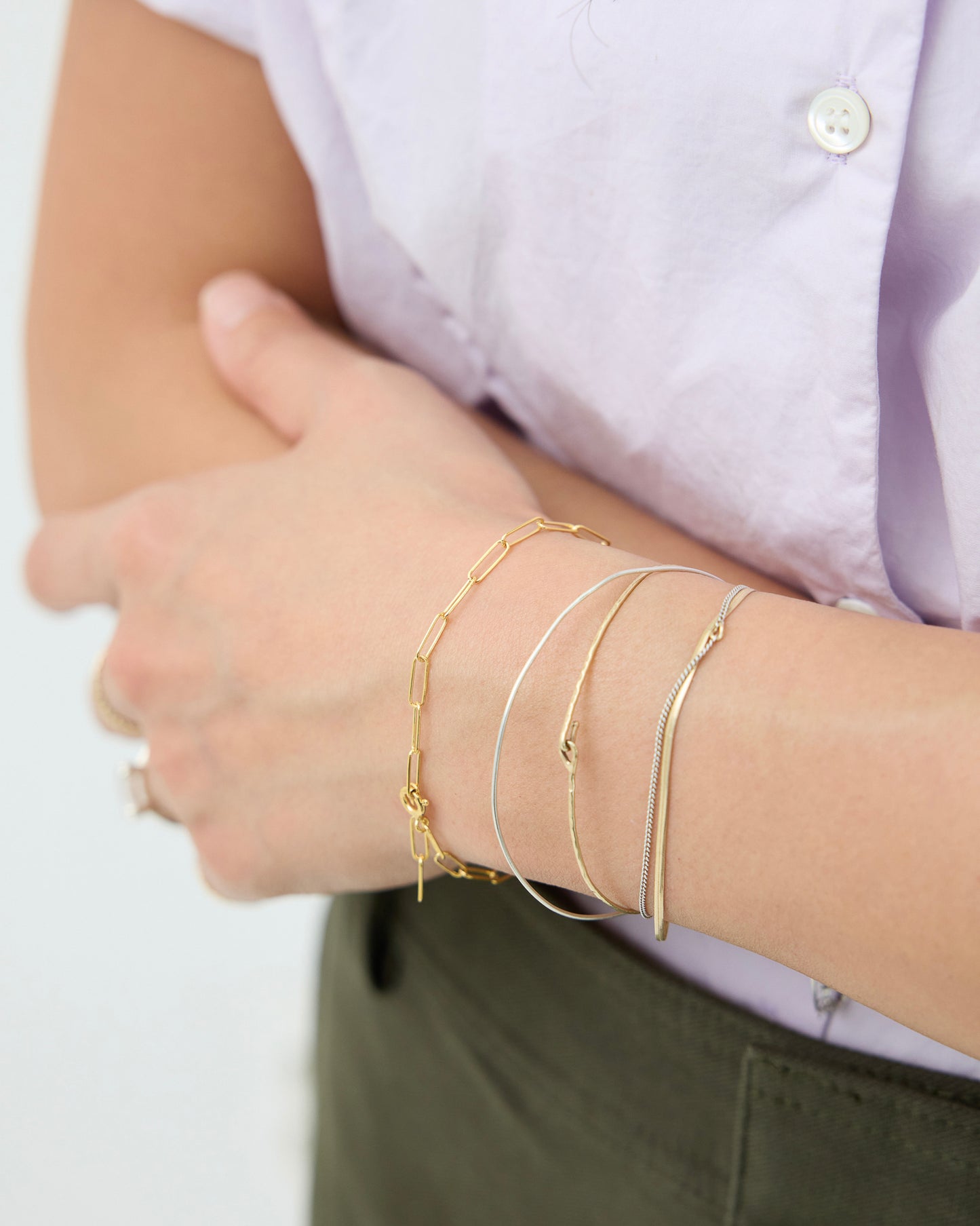 B570 - paperclip chic *in stock