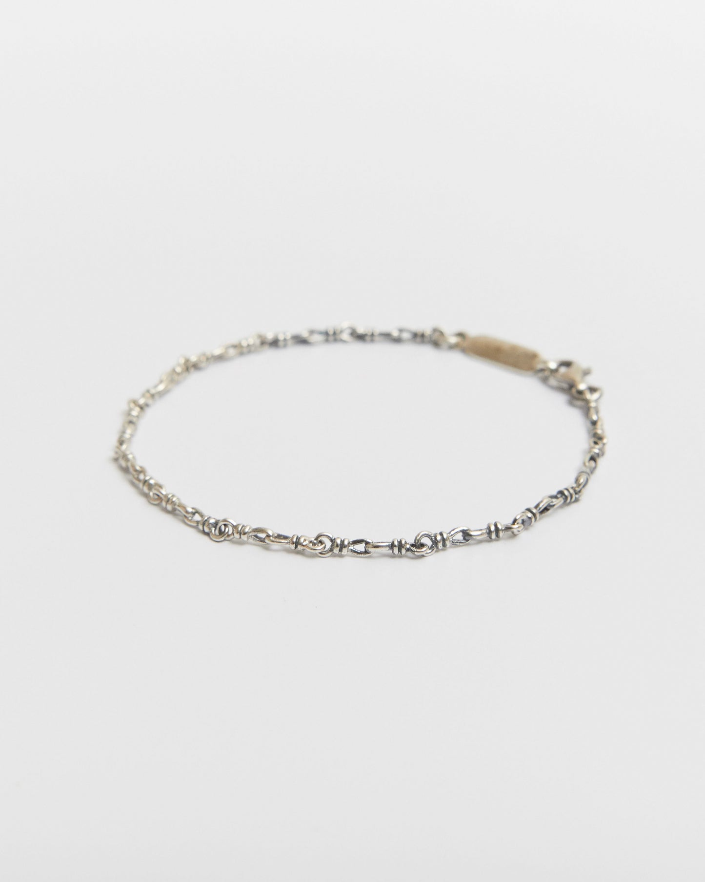 B600 - silken sterling braid