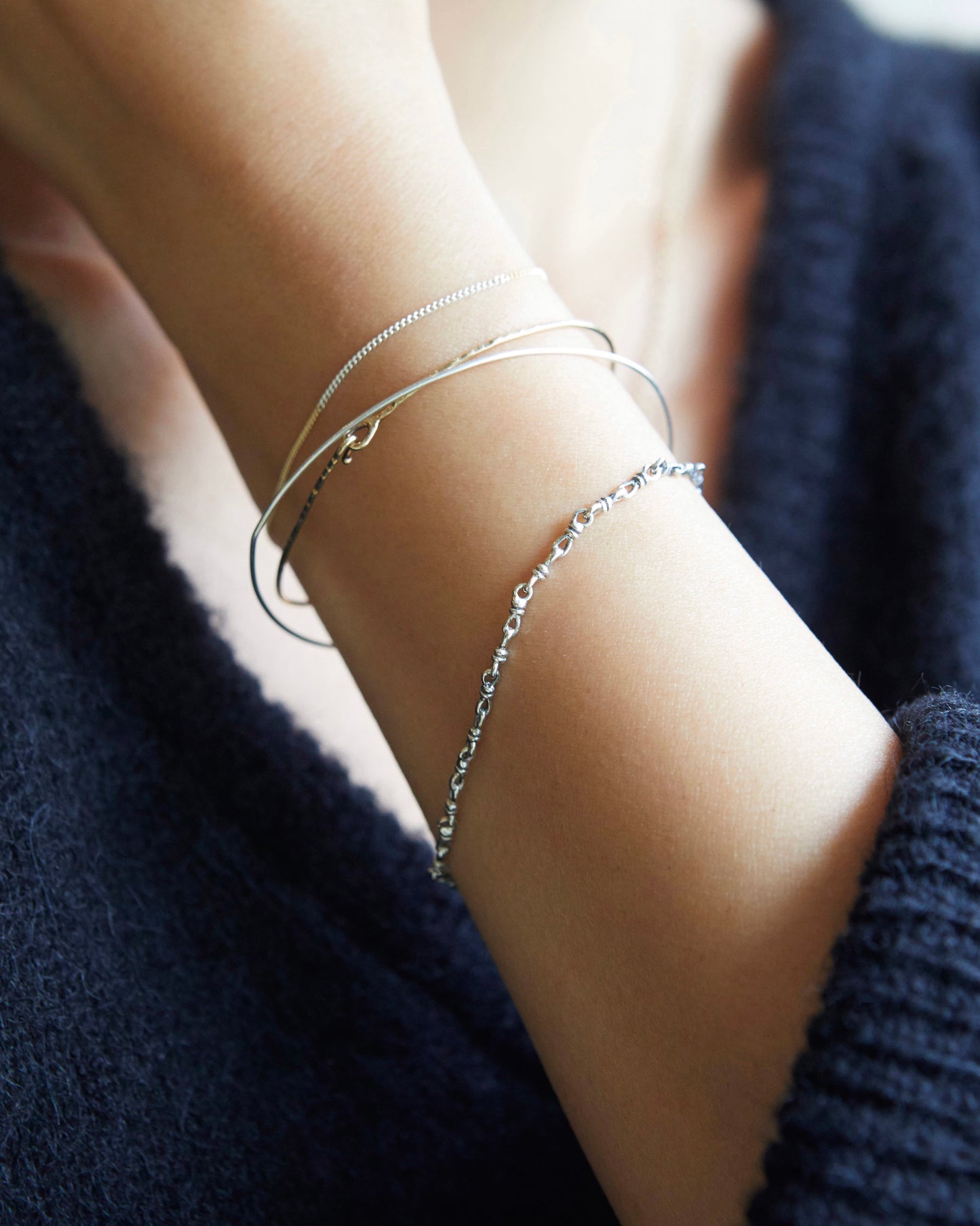 B600 - silken sterling braid