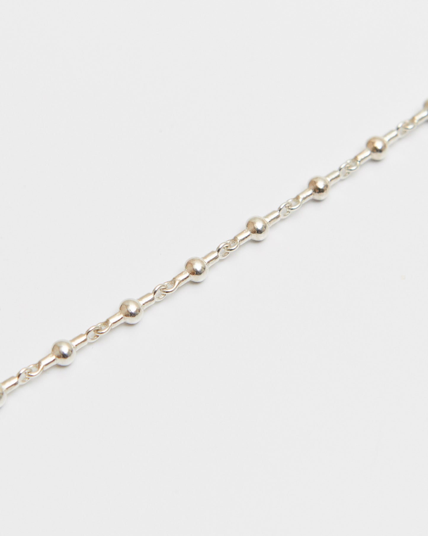 B616 - orbit bead link