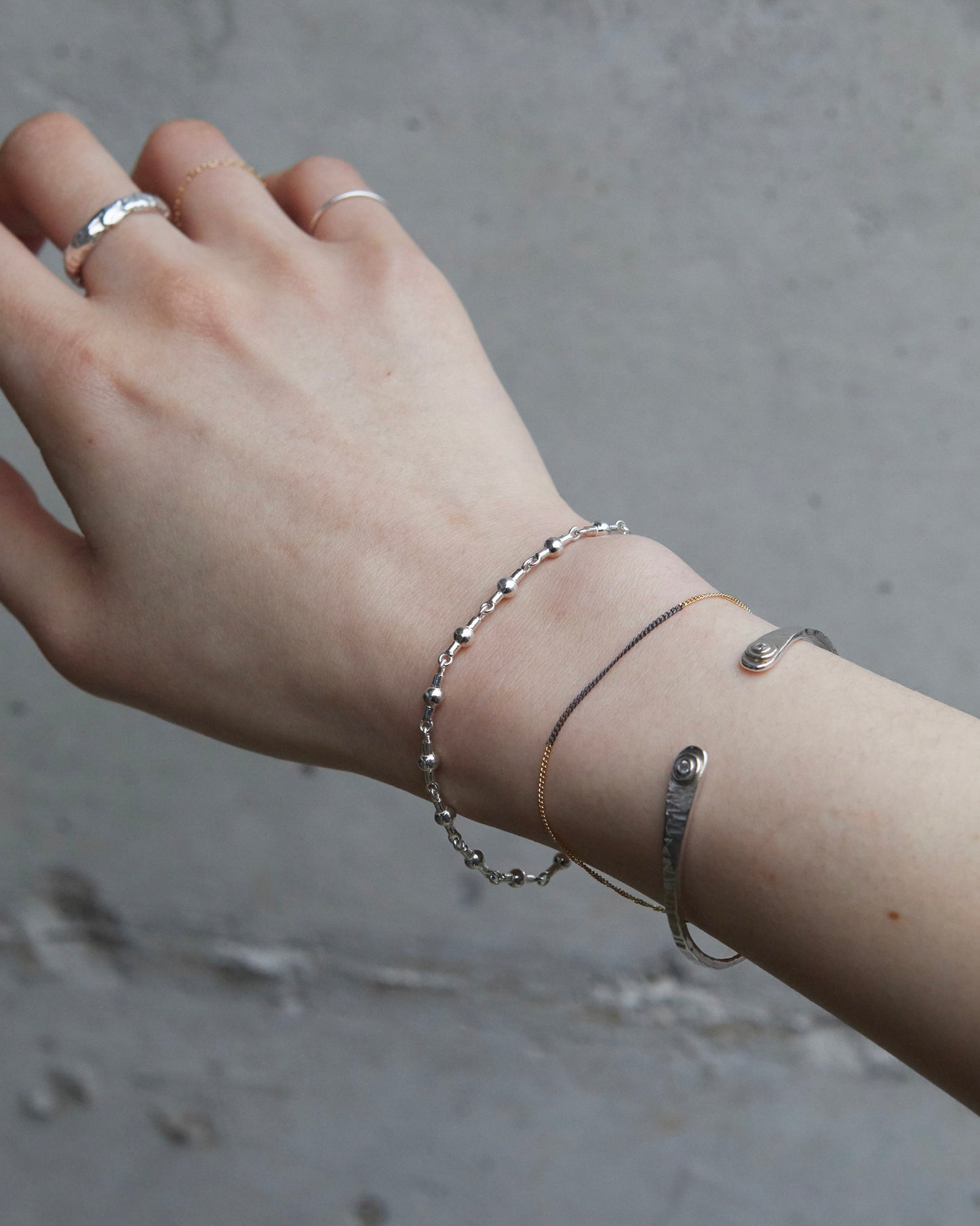 B616 - orbit bead link