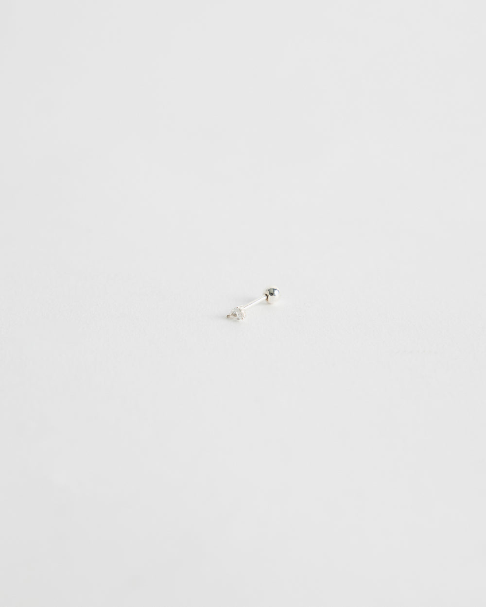 E1026 - tone drop stud *in stock