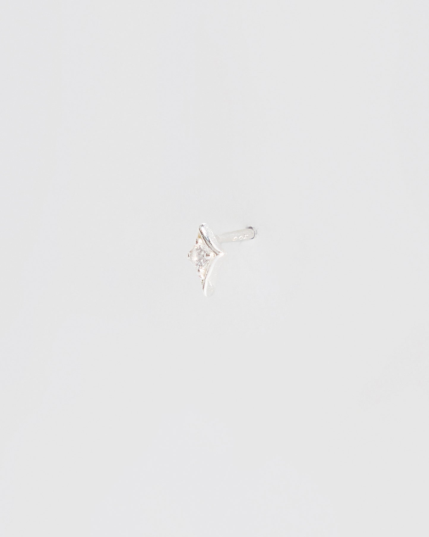 E1036 - sparkle pin stud *in stock