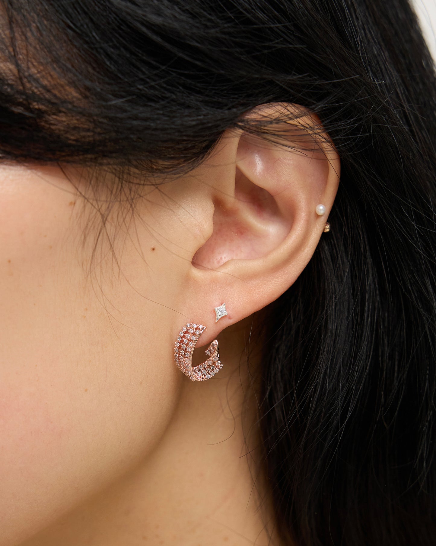 E1036 - sparkle pin stud *in stock