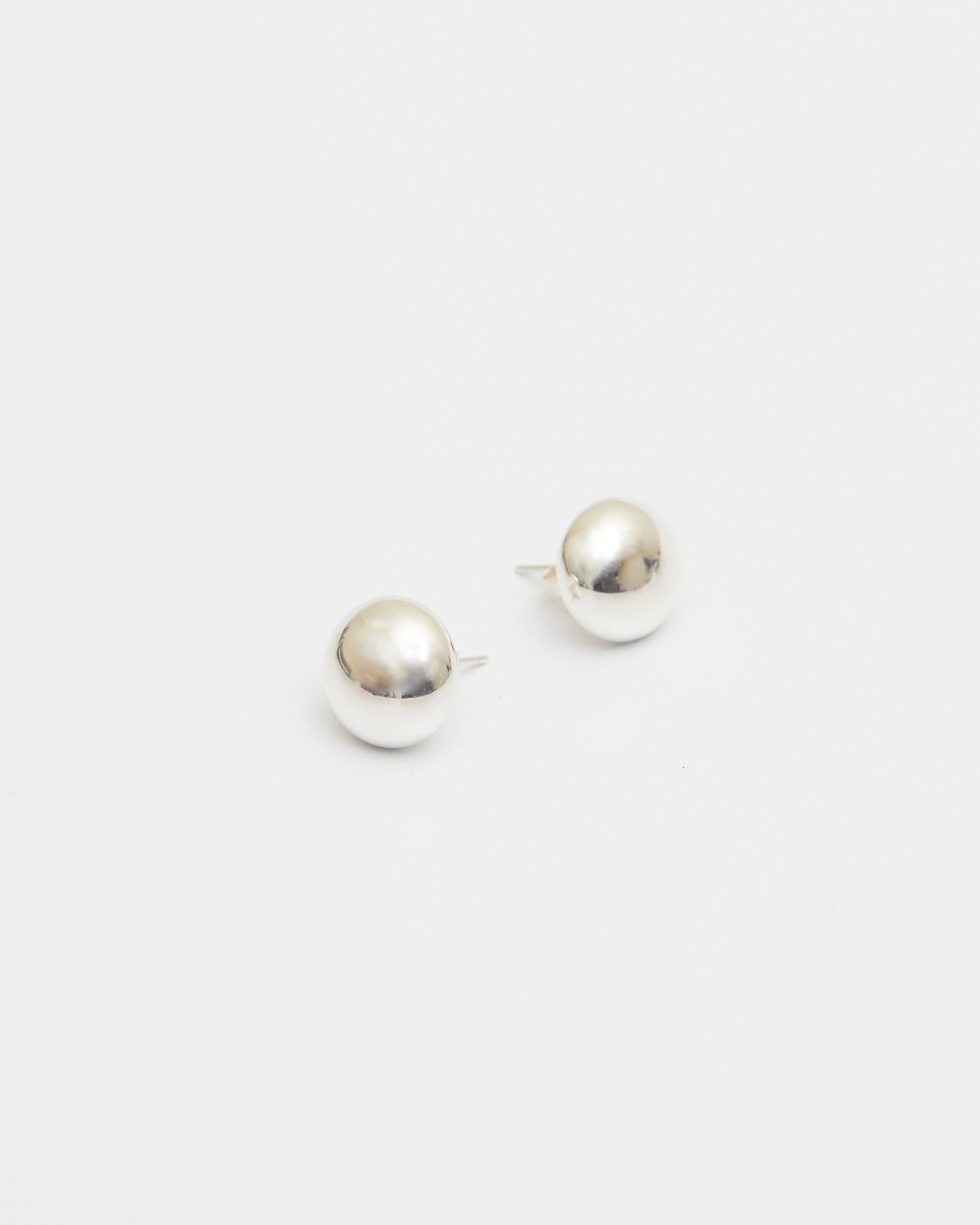 E821 - brushed orb studs *in stock