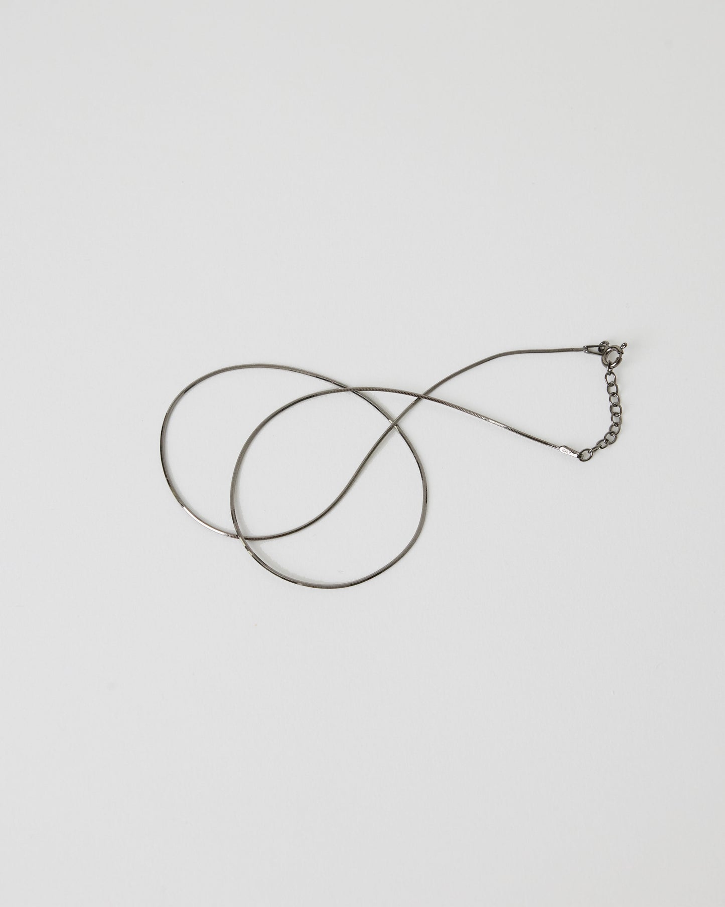 N155 - sleek snake chain