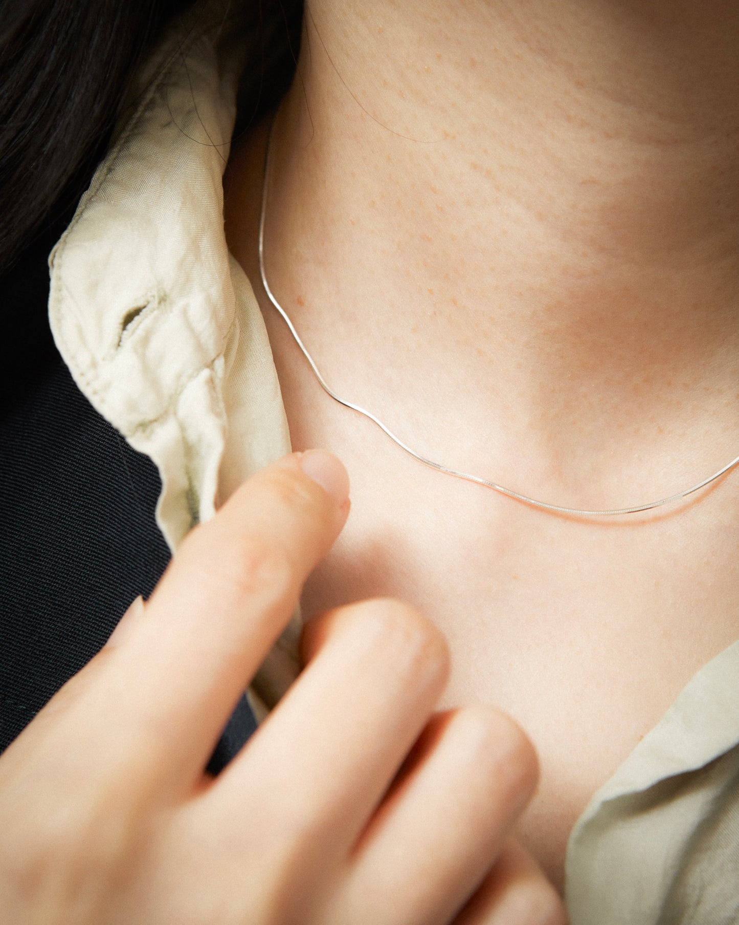 N155 - sleek snake chain *in stock