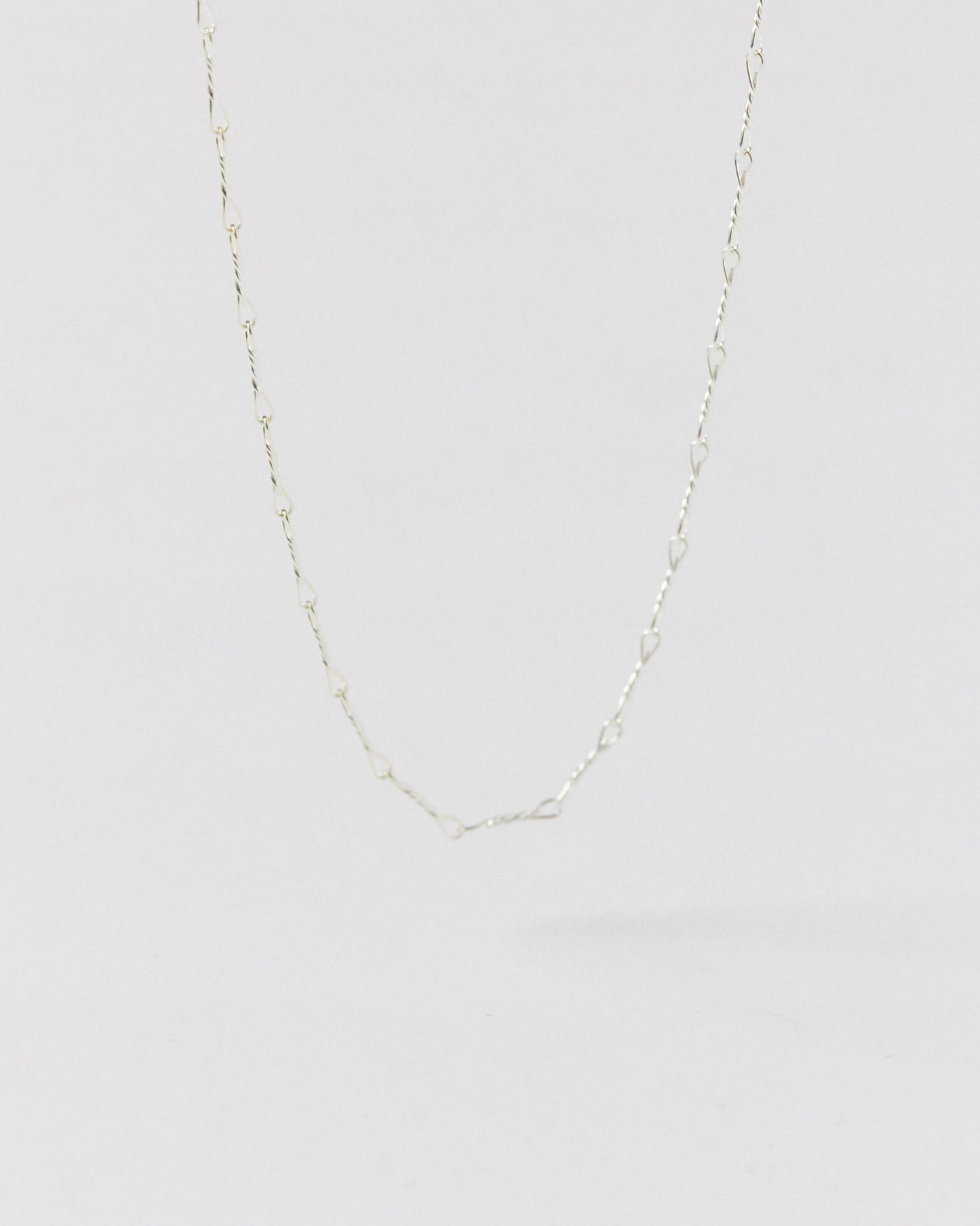 N346 - woven drop chain *in stock