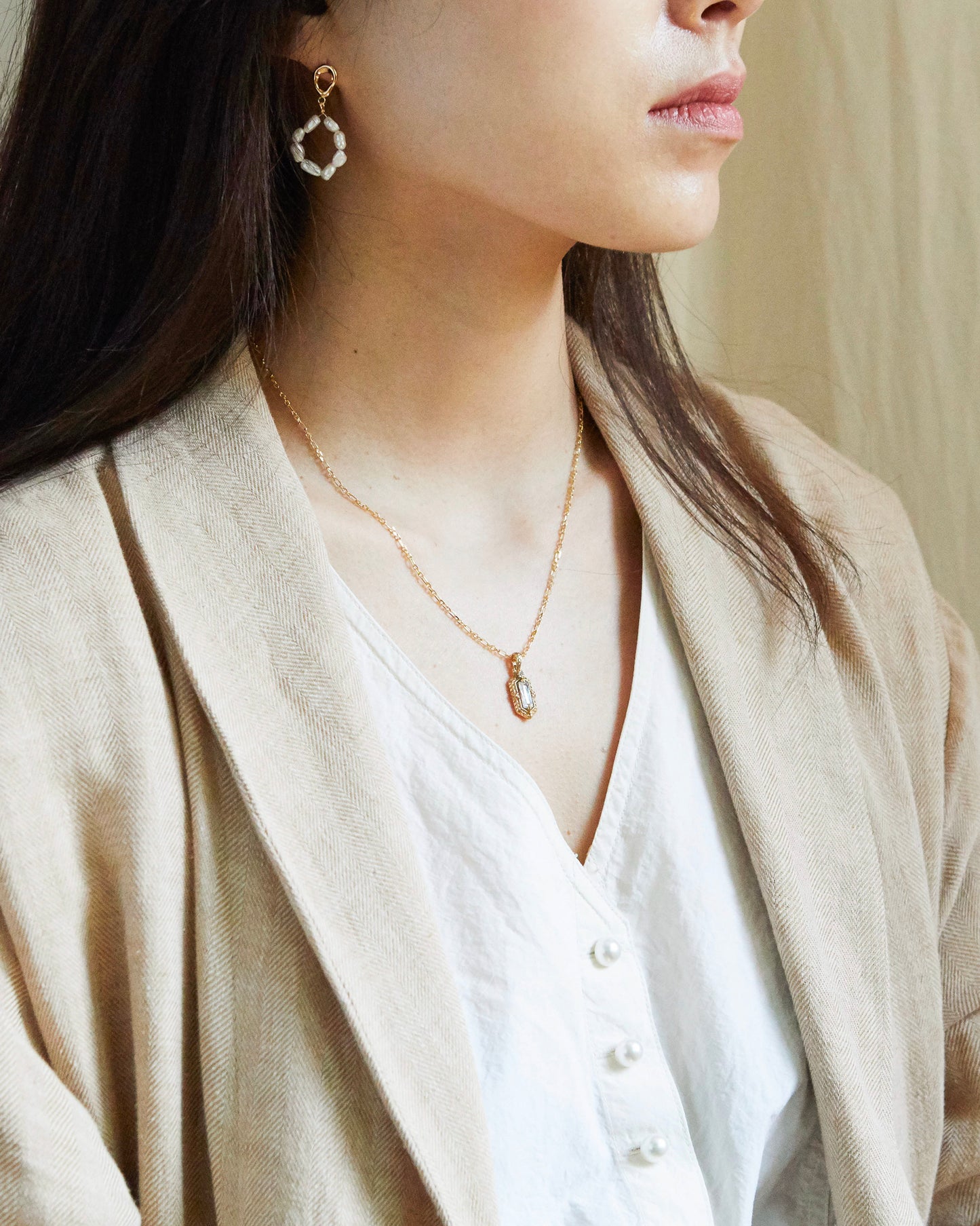 N349 - geometric grace pendant
