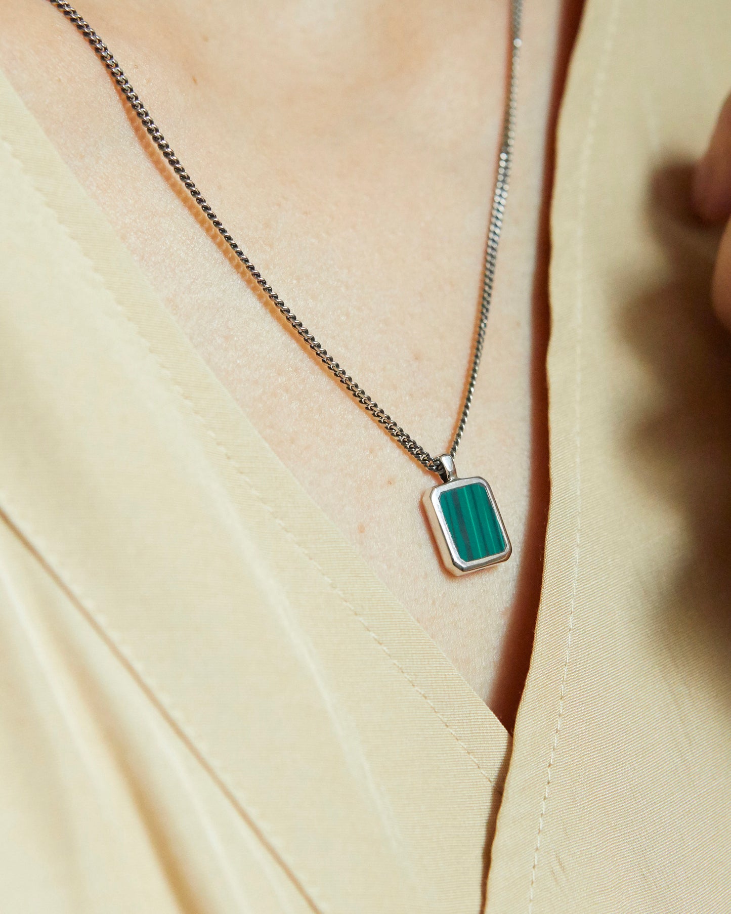 N377 - midnight forest malachite