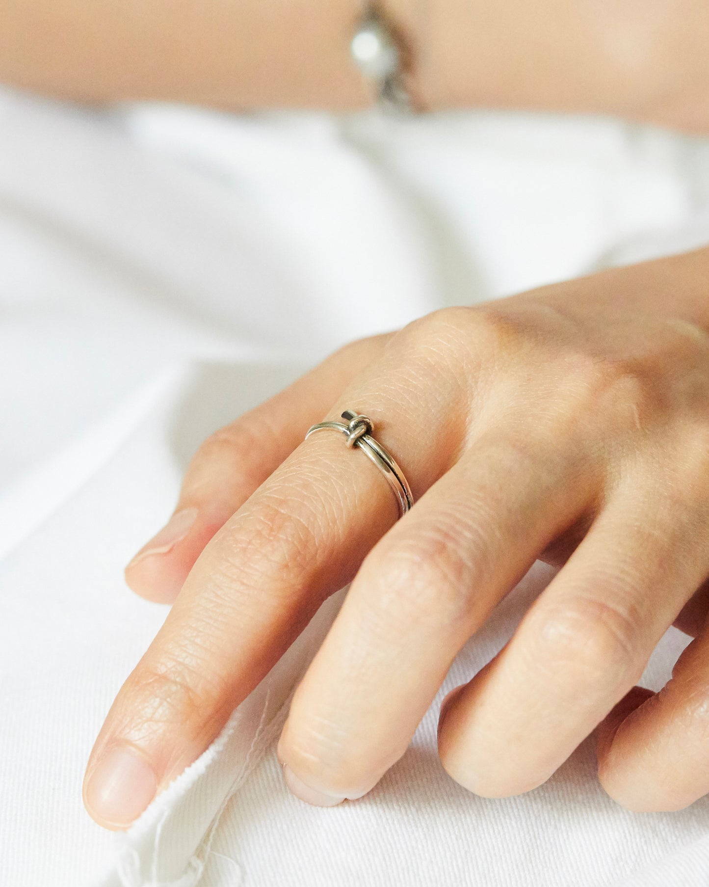 R165 - sailor’s knot *in stock