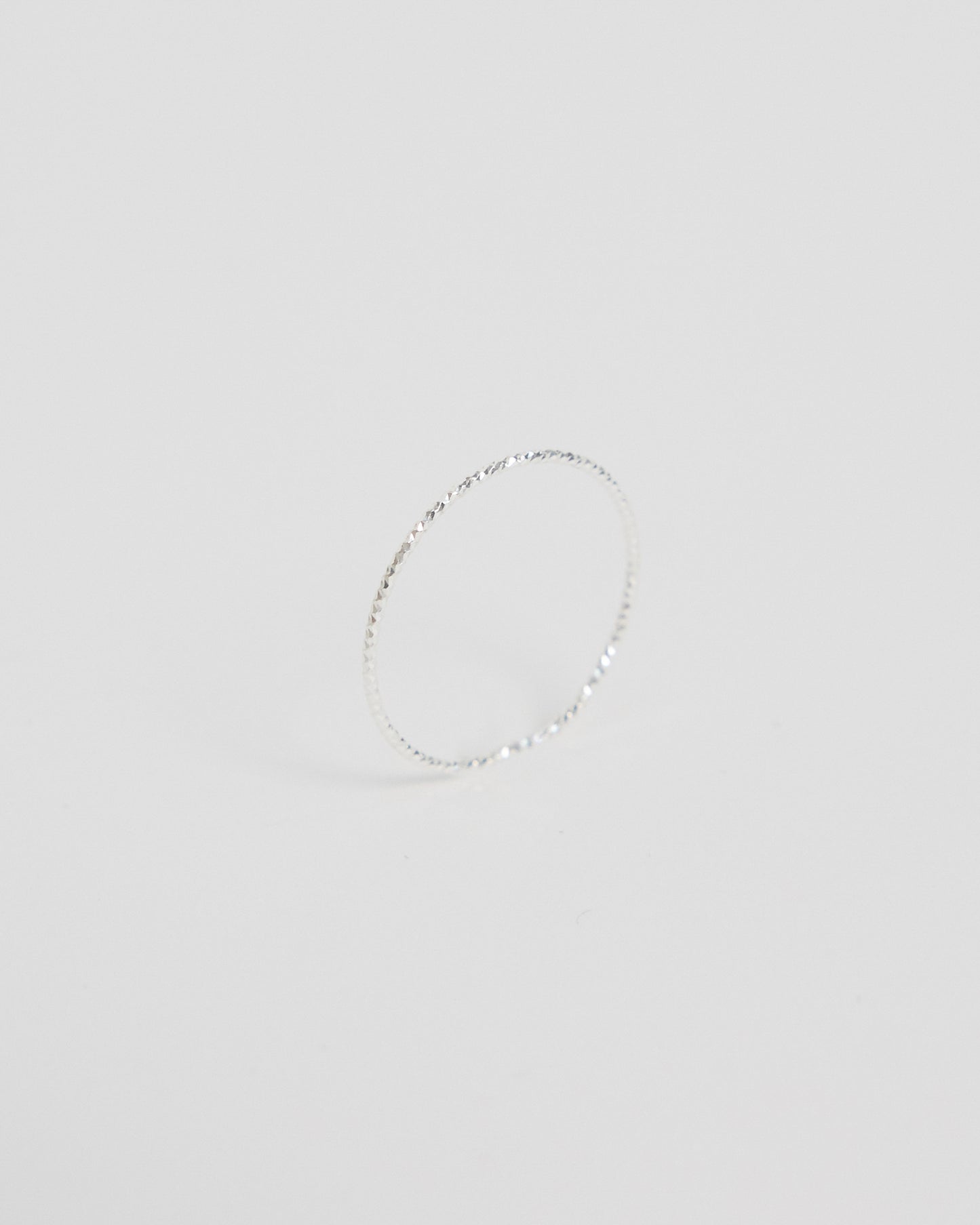 R16 - linked days *in stock