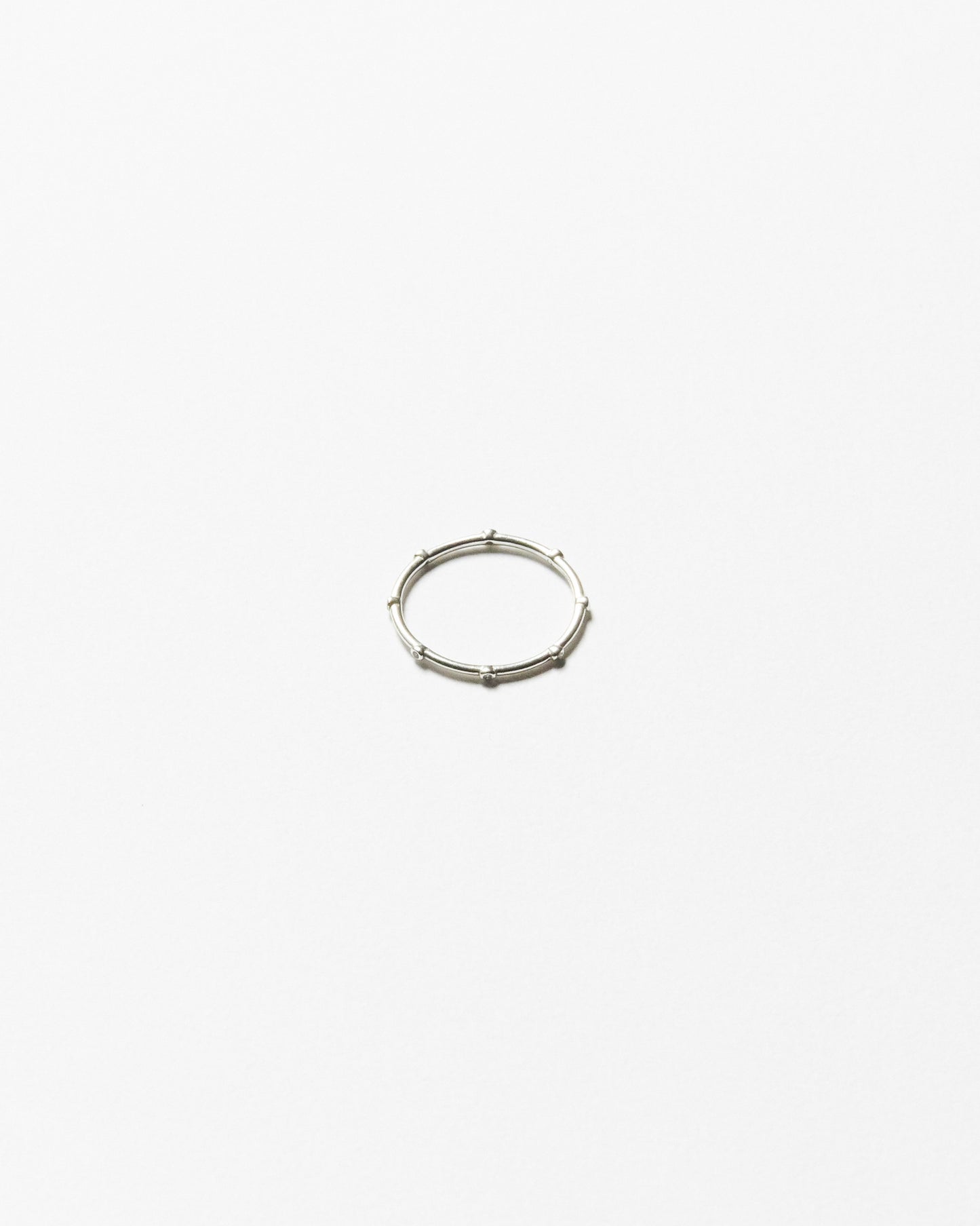 R17 - soft dotted rhythm *in stock