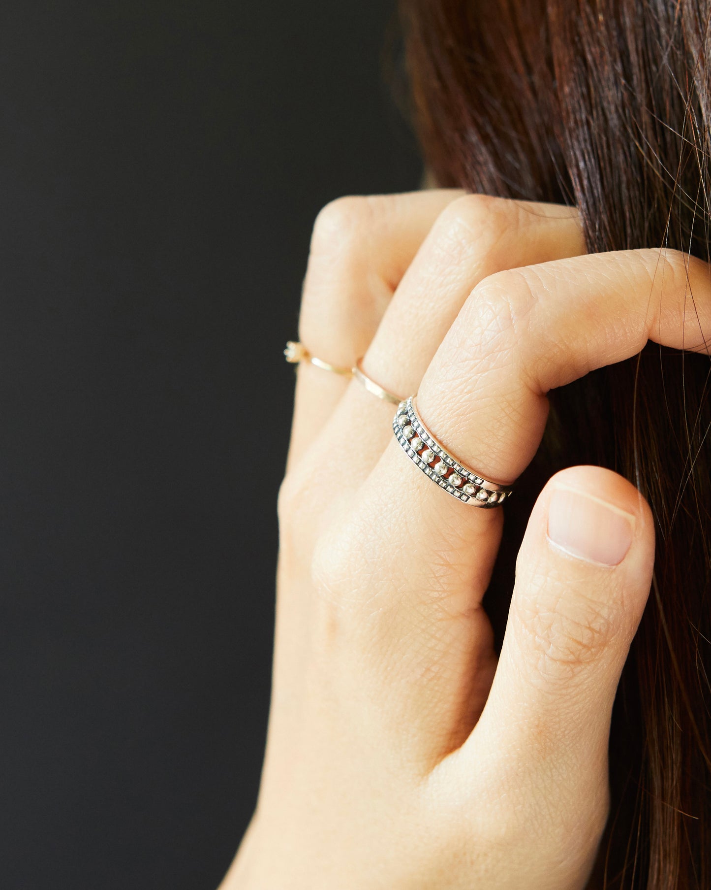 R339 - bubble grid band *in stock