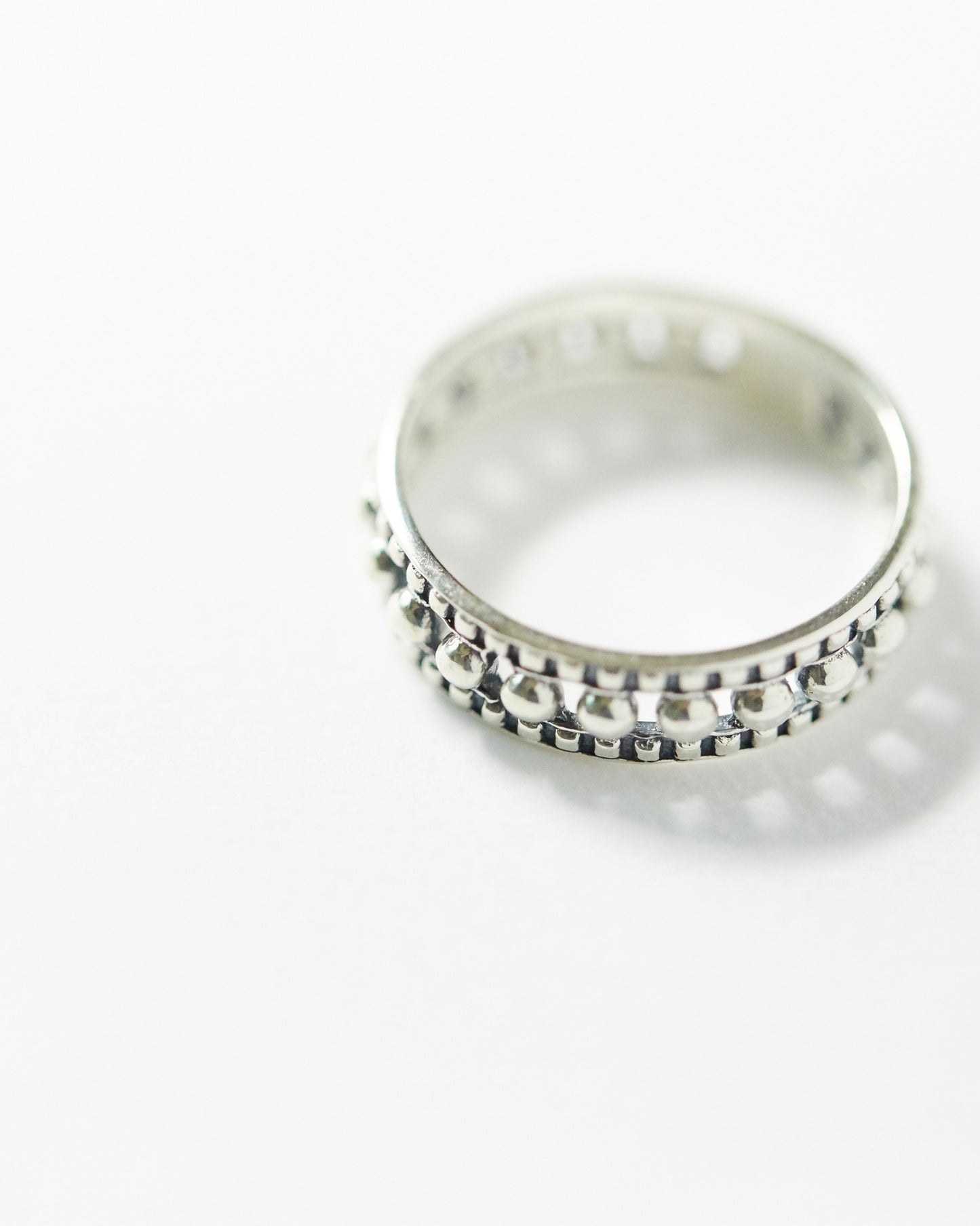 R339 - bubble grid band *in stock