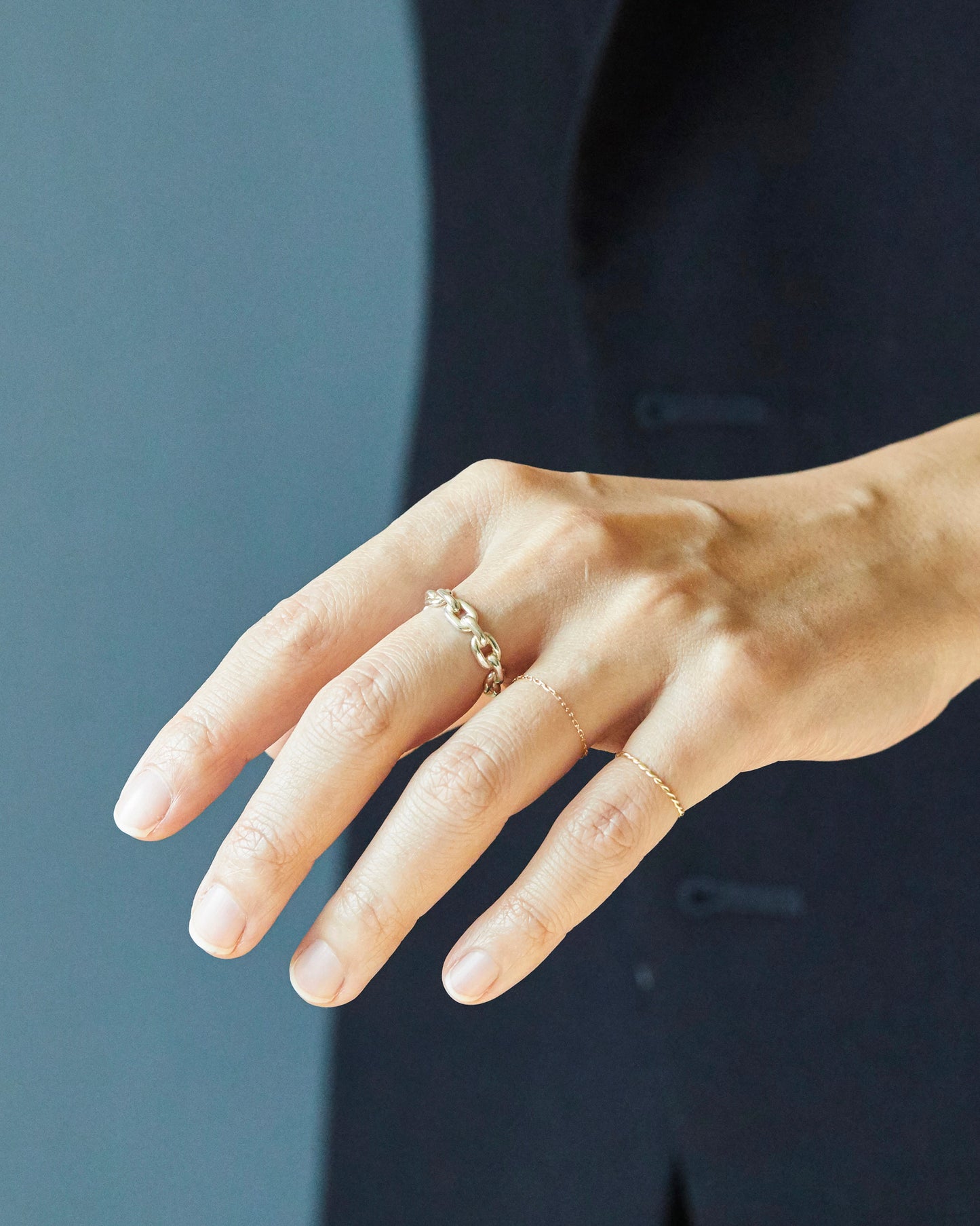 R451 - infinite chain link