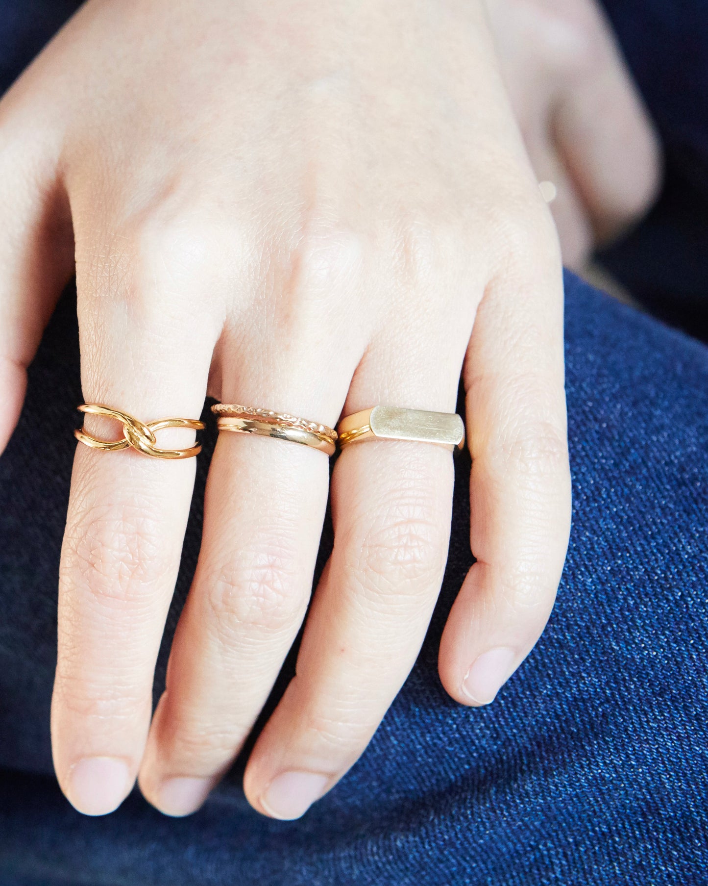 R481 - flat edge band *in stock