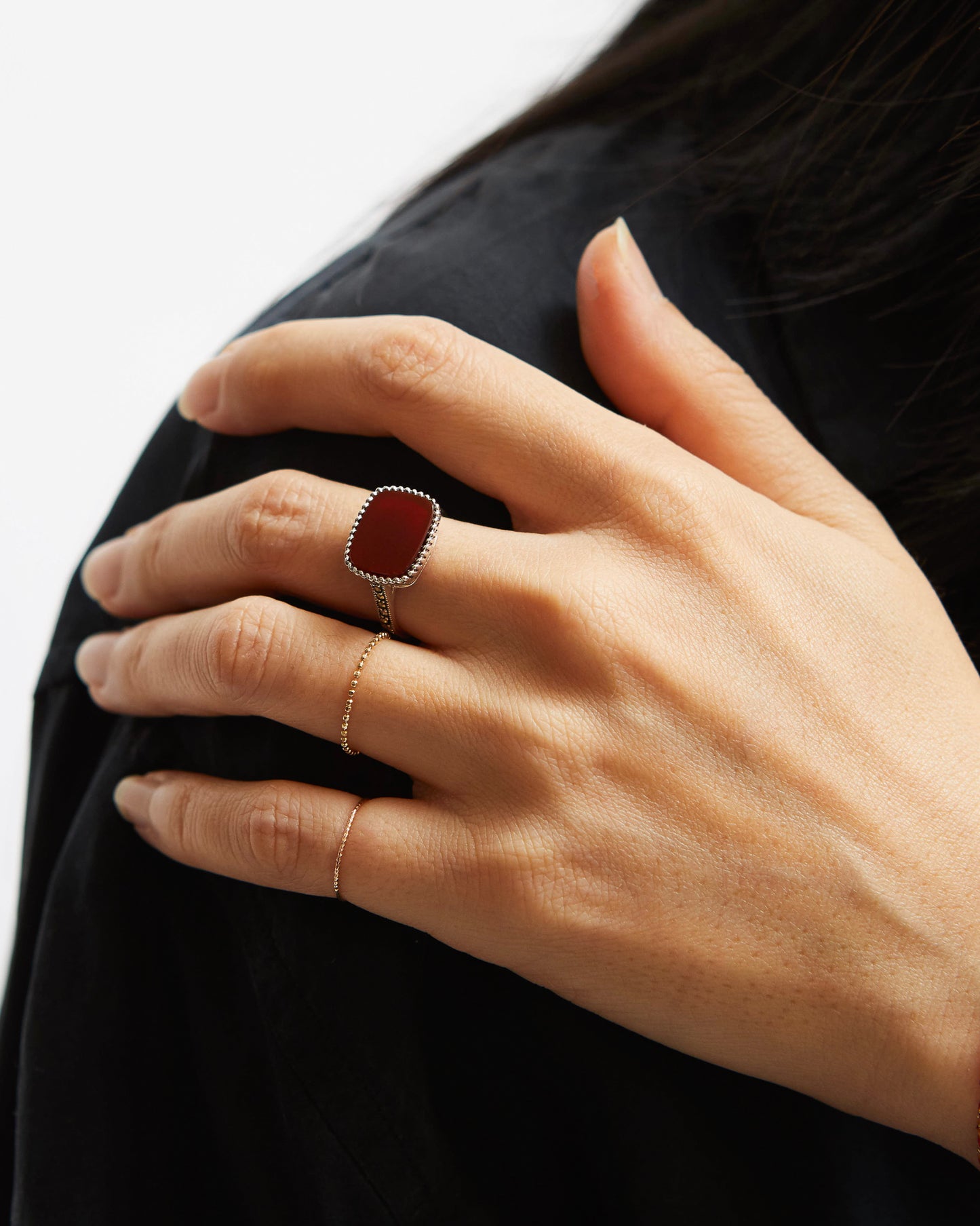 R508 - marcasite signet rope bezel