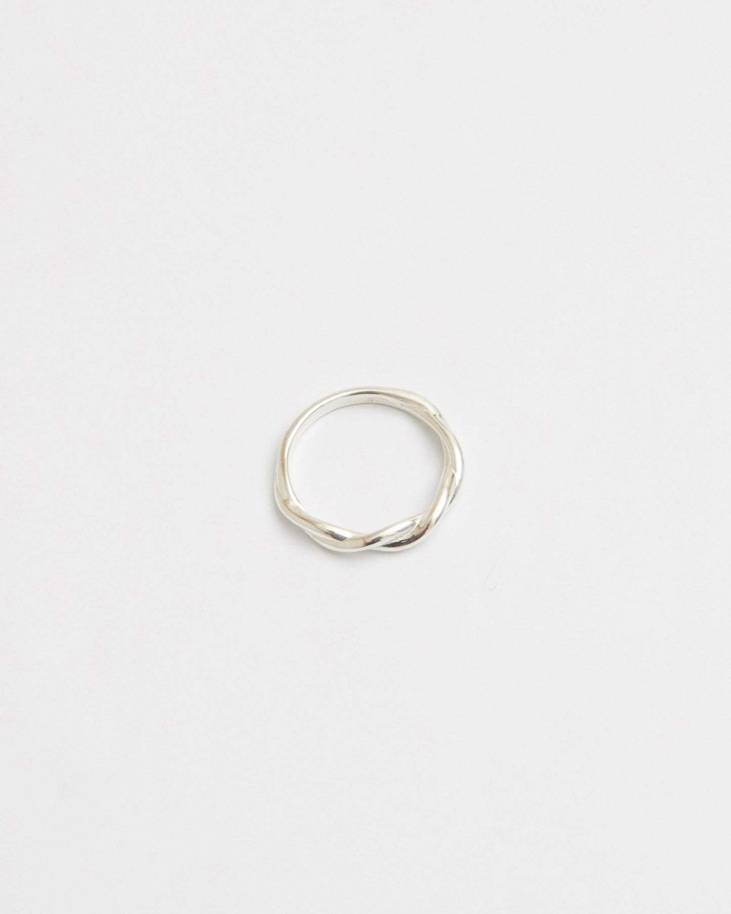 R513 - looped in love *in stock