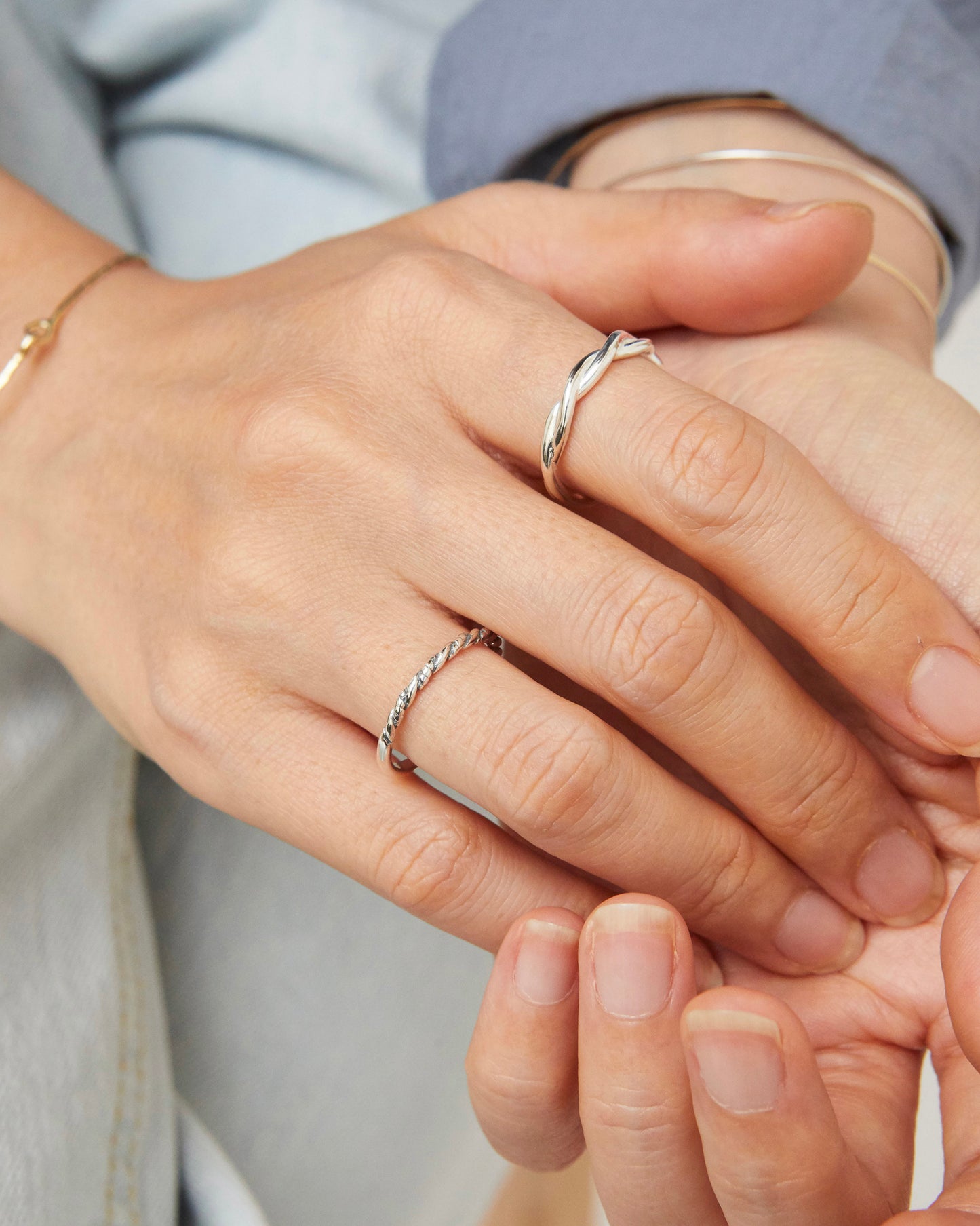 R513 - looped in love *in stock