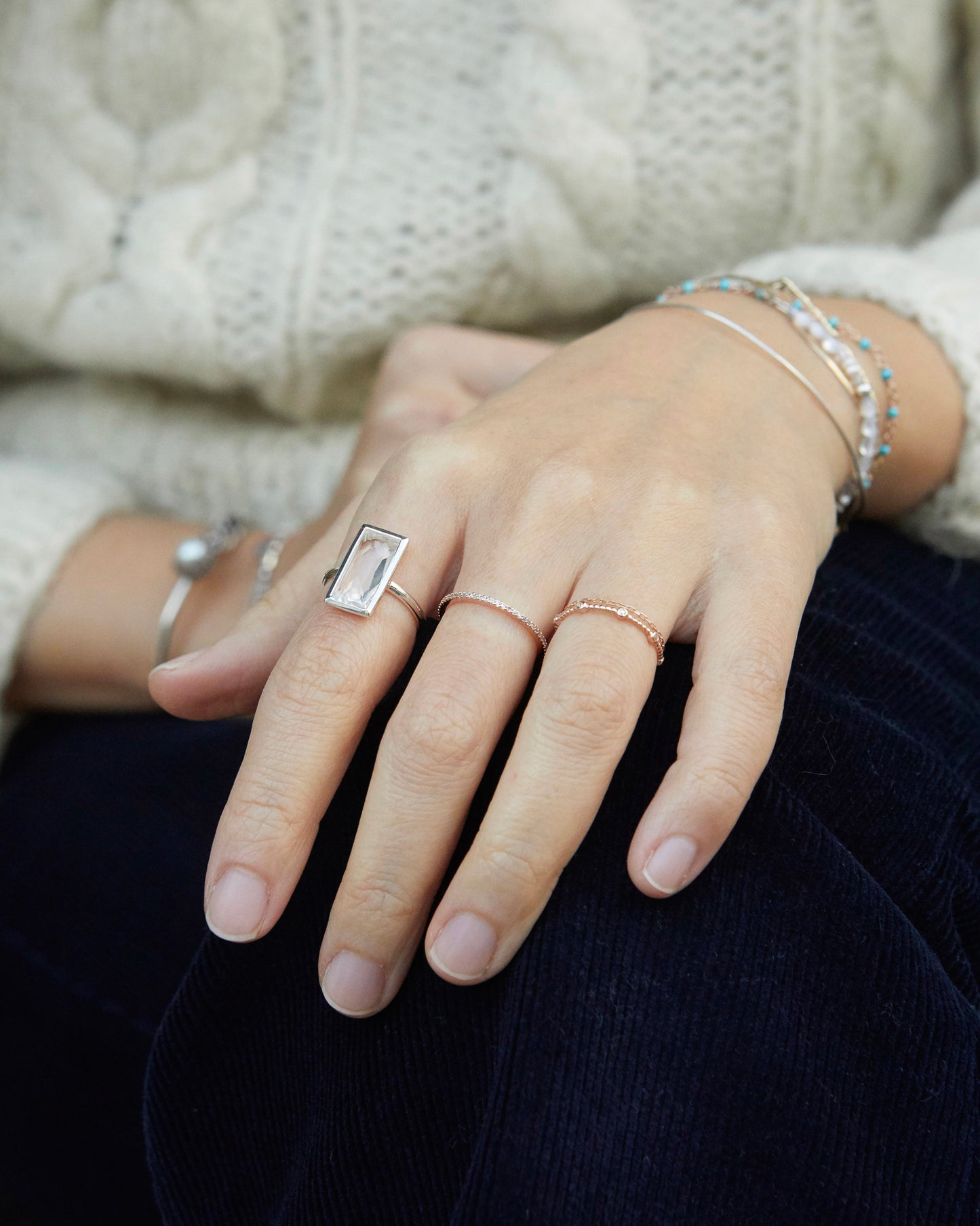 R526 - beaded circle *in stock