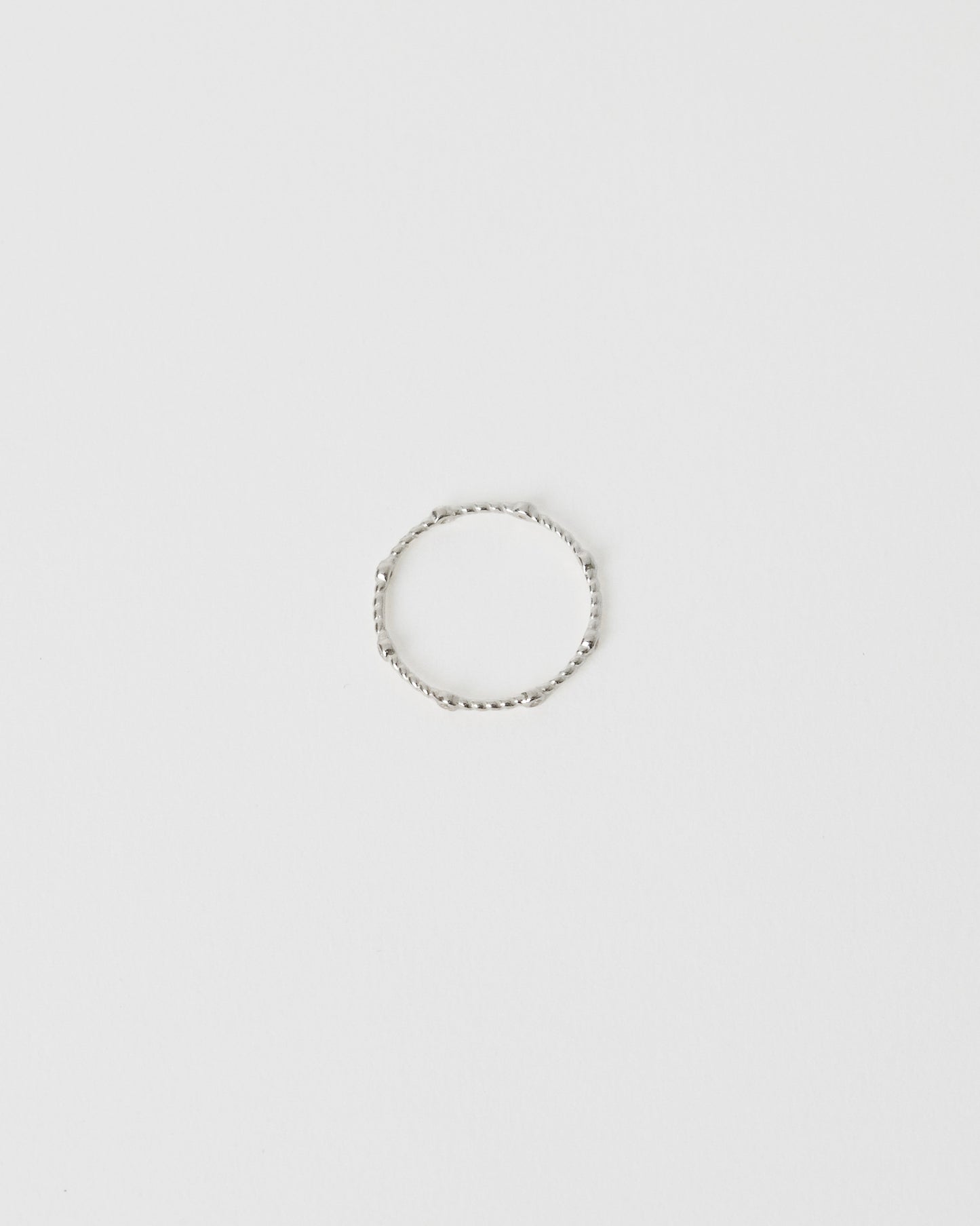 R526 - beaded circle *in stock
