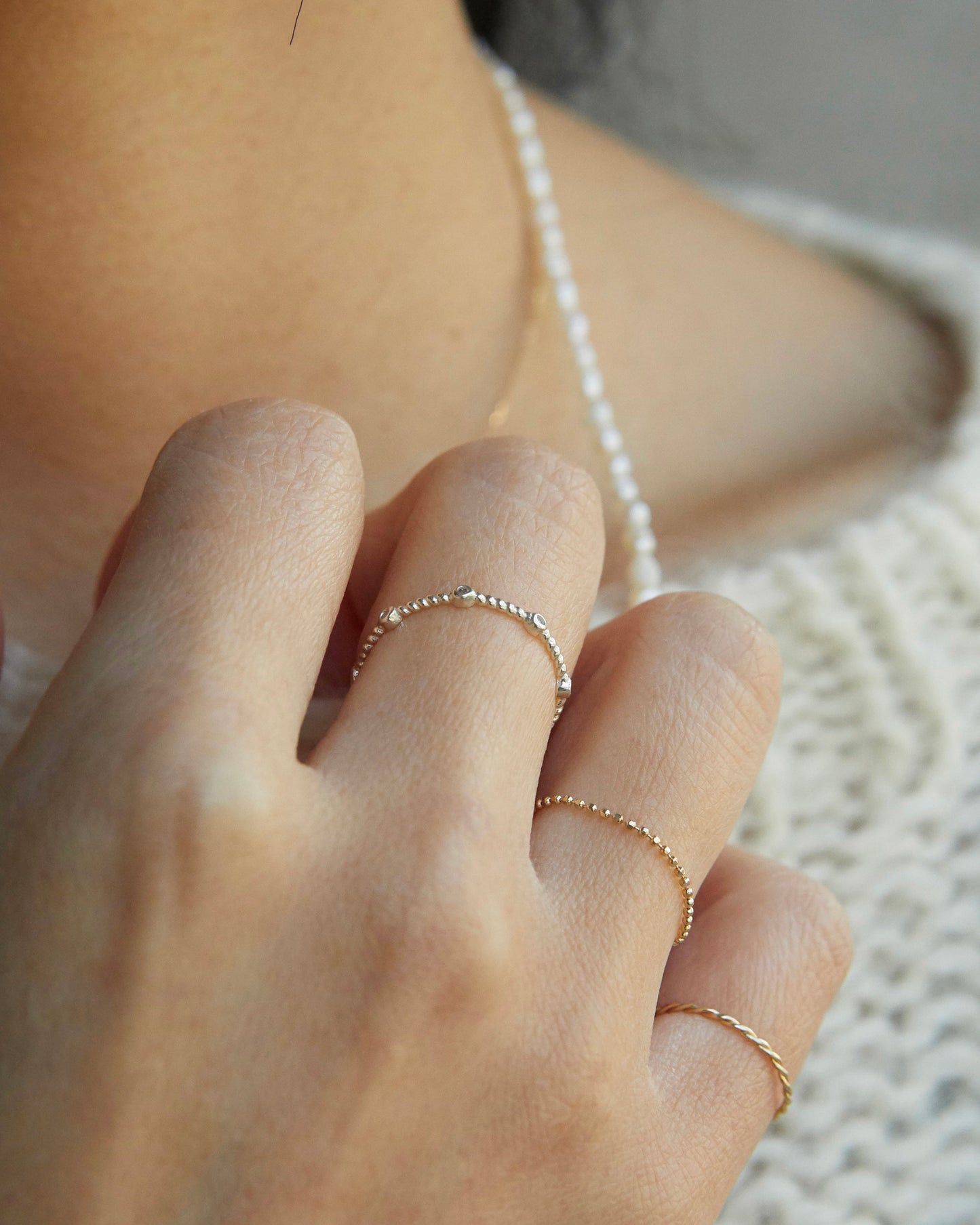 R526 - beaded circle *in stock