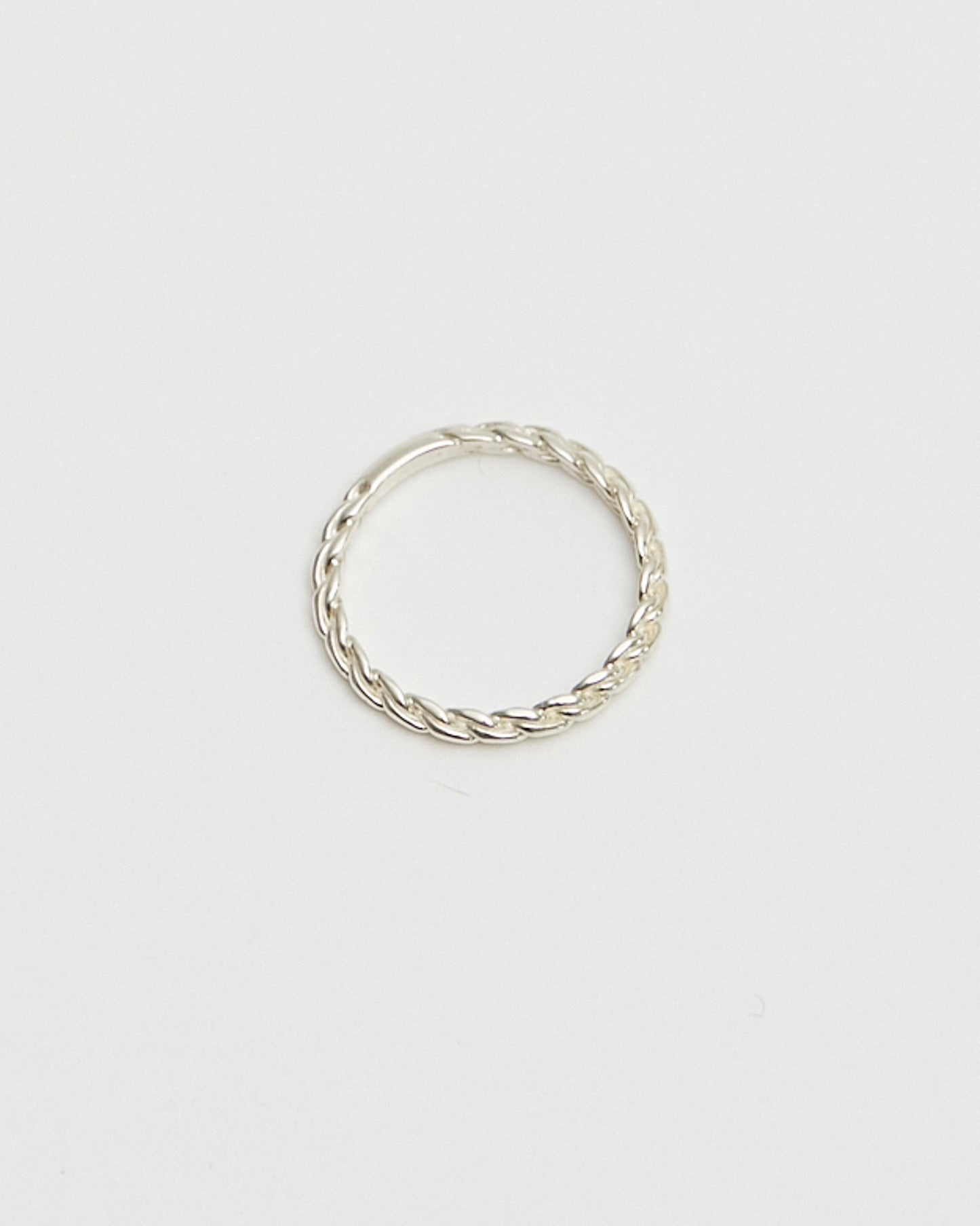 R613 - silver knot band *in stock