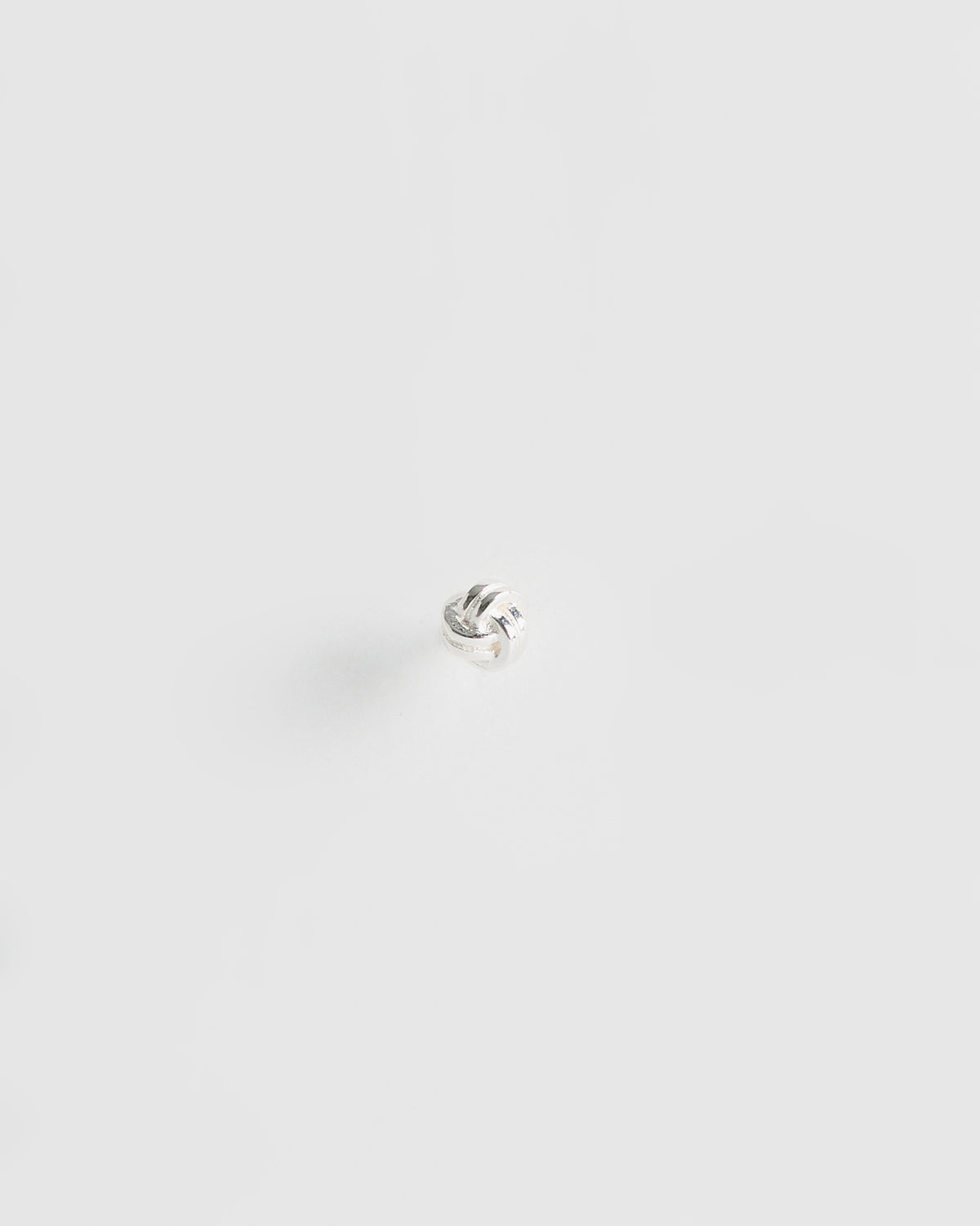silver ball piercing – tiny stud worn on the ear | HANNA543