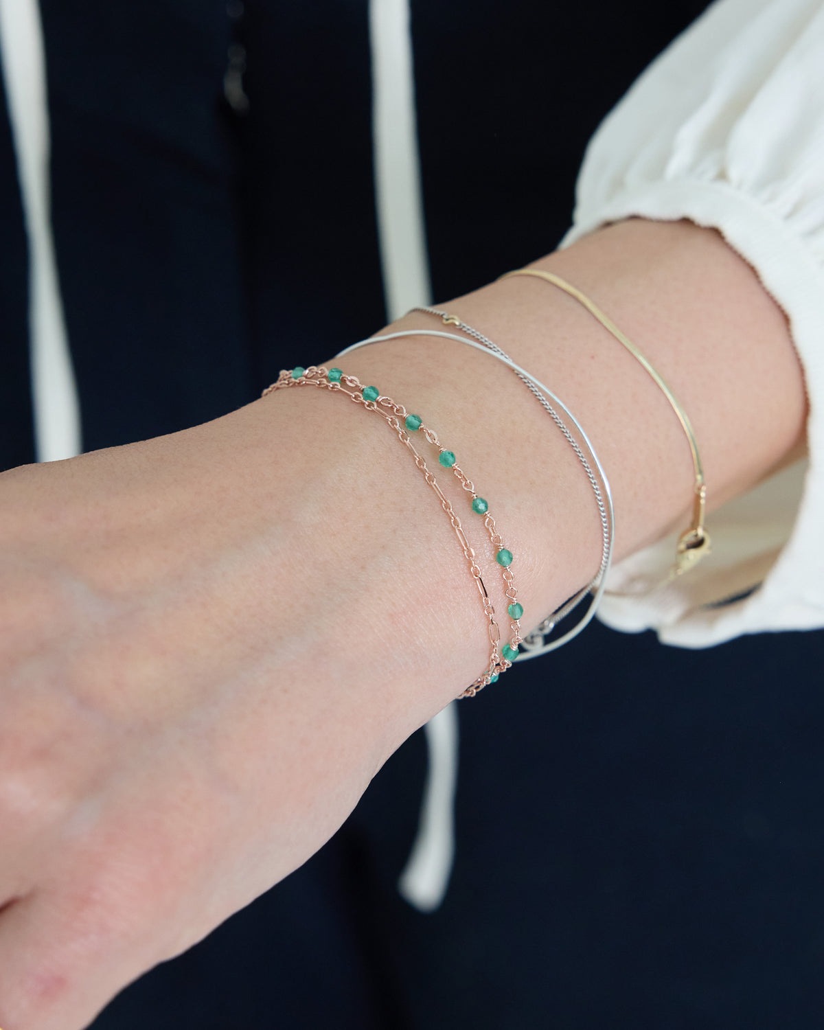 green onyx double link bracelet – green onyx beads on a double sterling silver chain | HANNA543