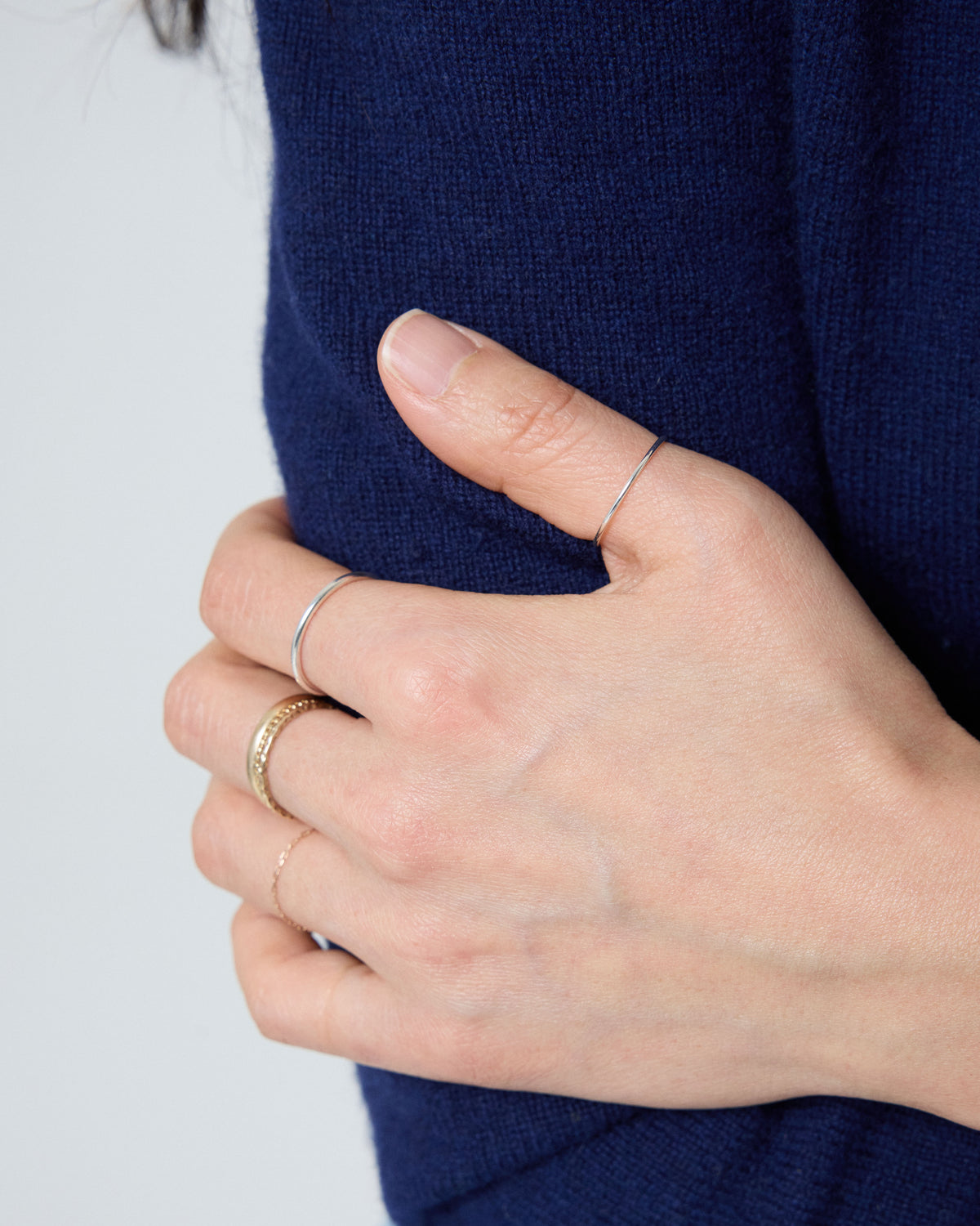 flow stack band ring – stacks well with the R45_B ring | HANNA543