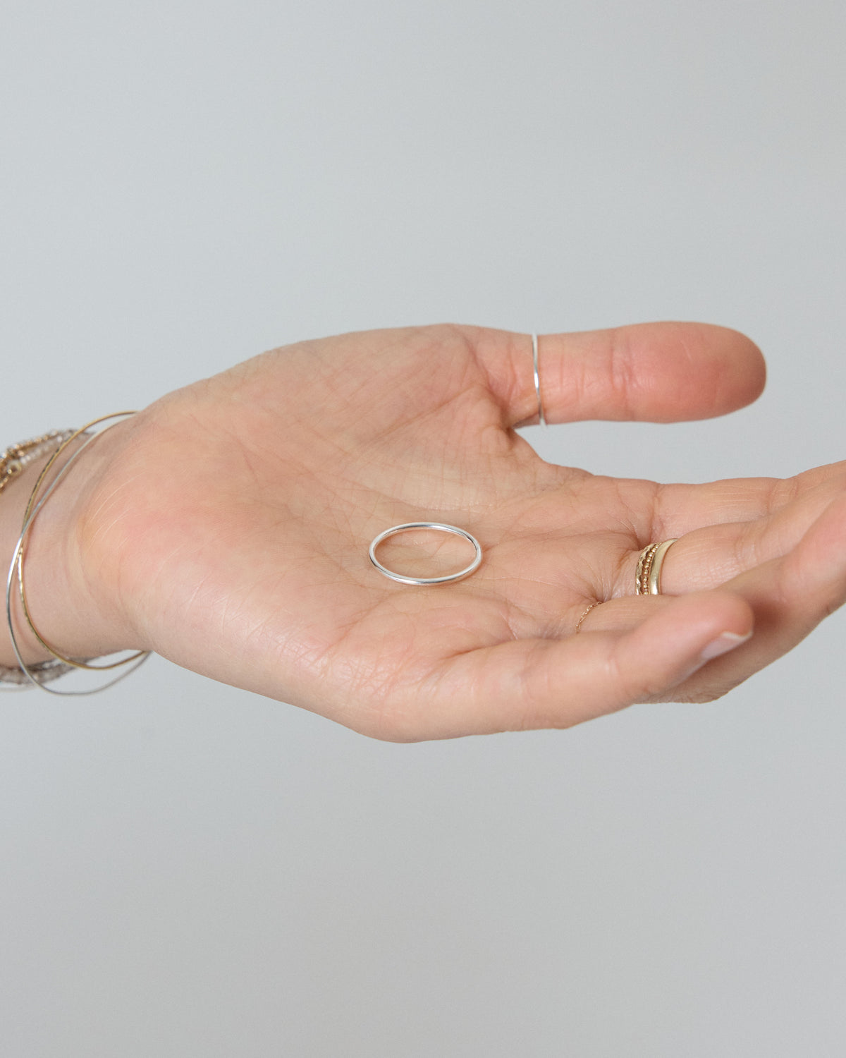 flow stack band ring – slow jewelry handmade in Seoul | HANNA543