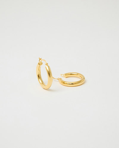 volume click hoop earring – in silver or 18K gold plating | HANNA543
