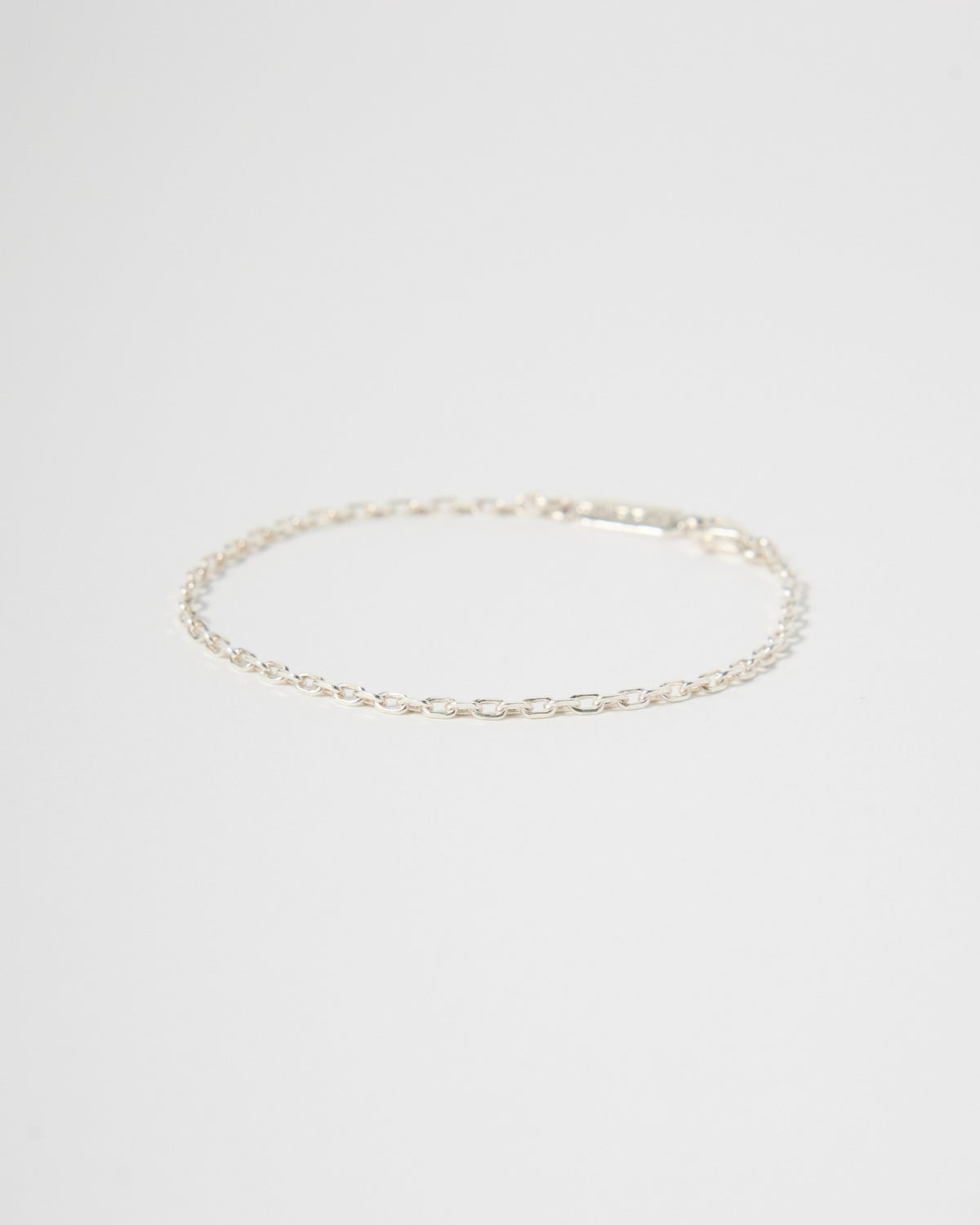 classic link chain bracelet in rose gold – photo 5 | HANNA543