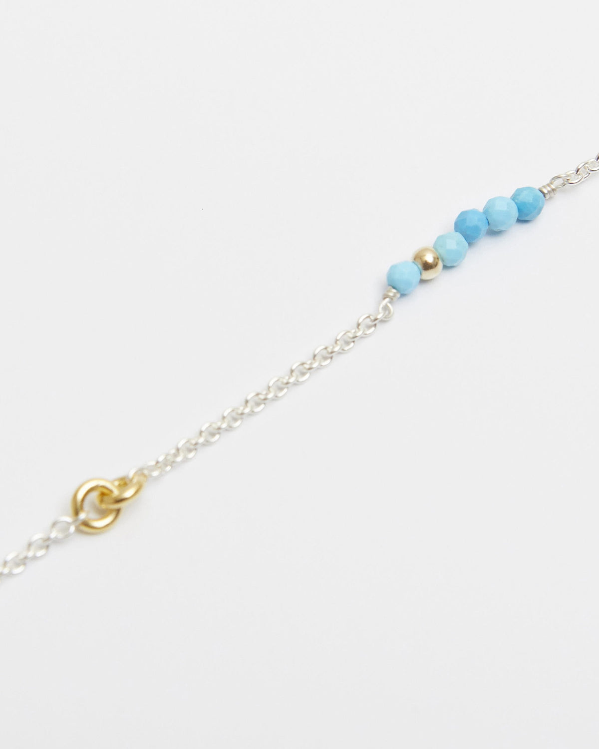 B203_A - turquoise ball bracelet
