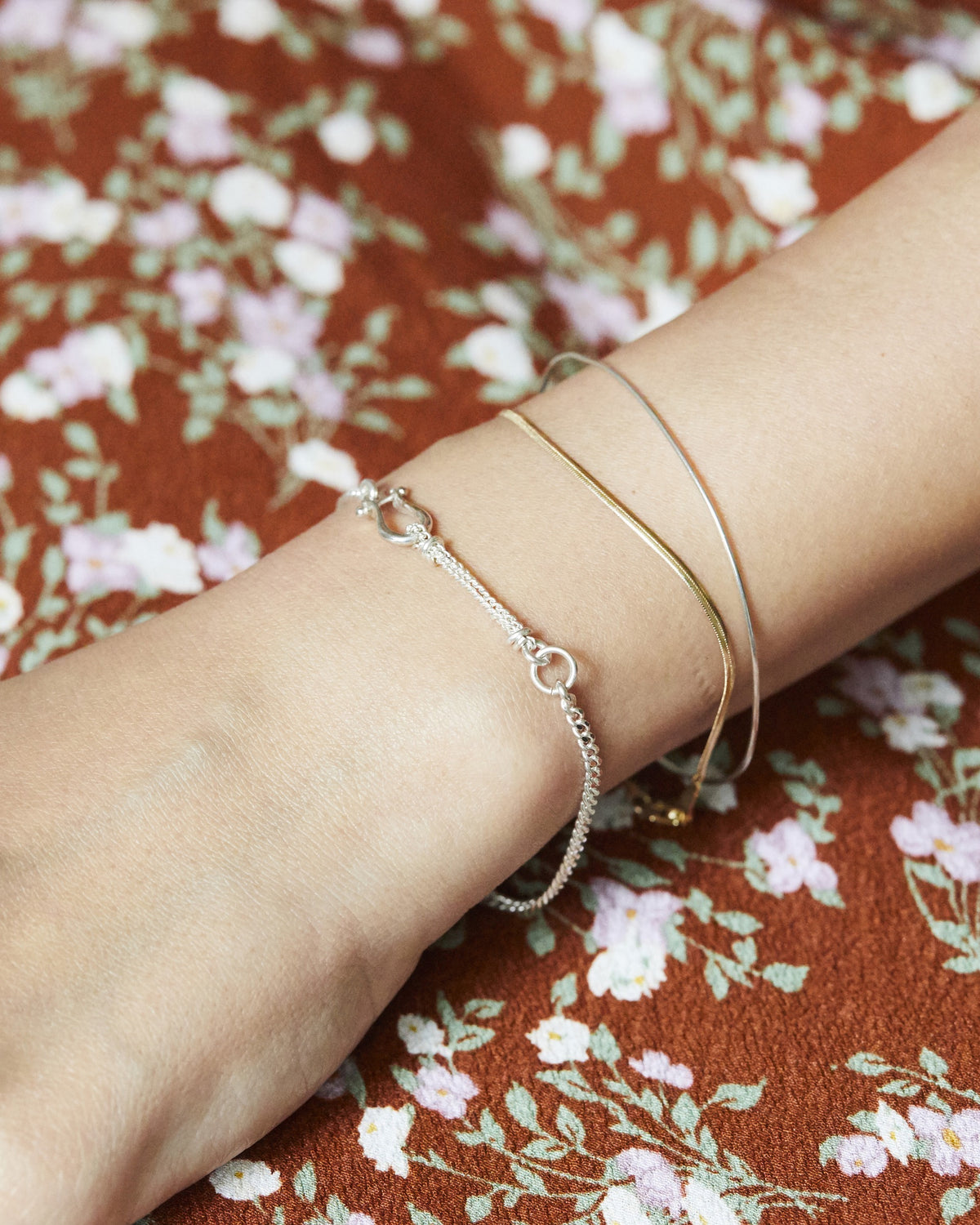 B470 - harp charm bracelet