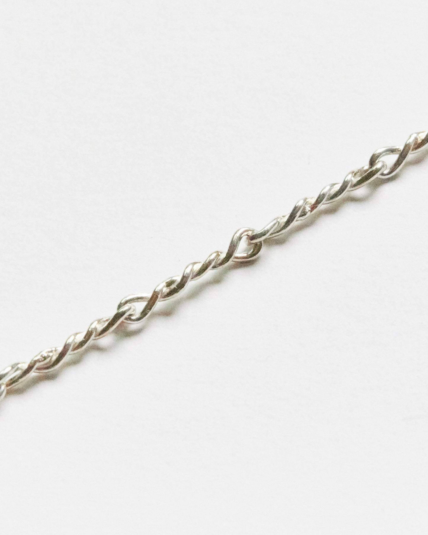 B492 - twisted sterling chain *in stock