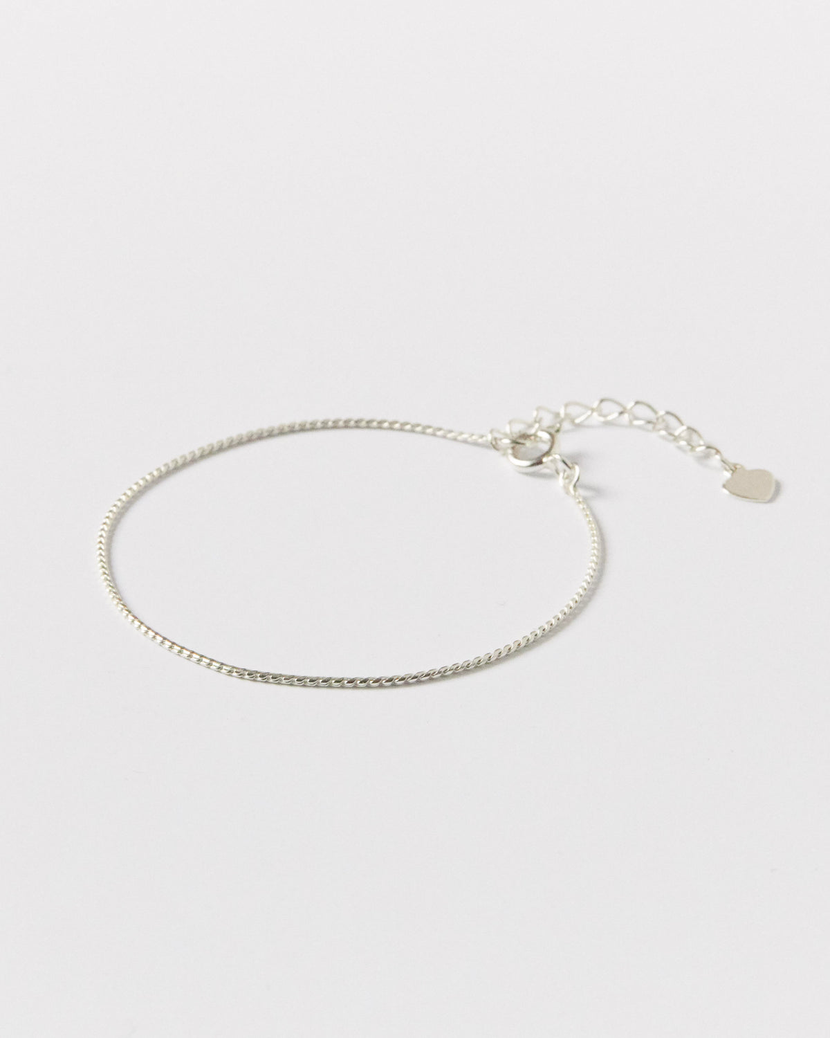 B534 matte snake chain bracelet in 925 sterling silver by HANNA543